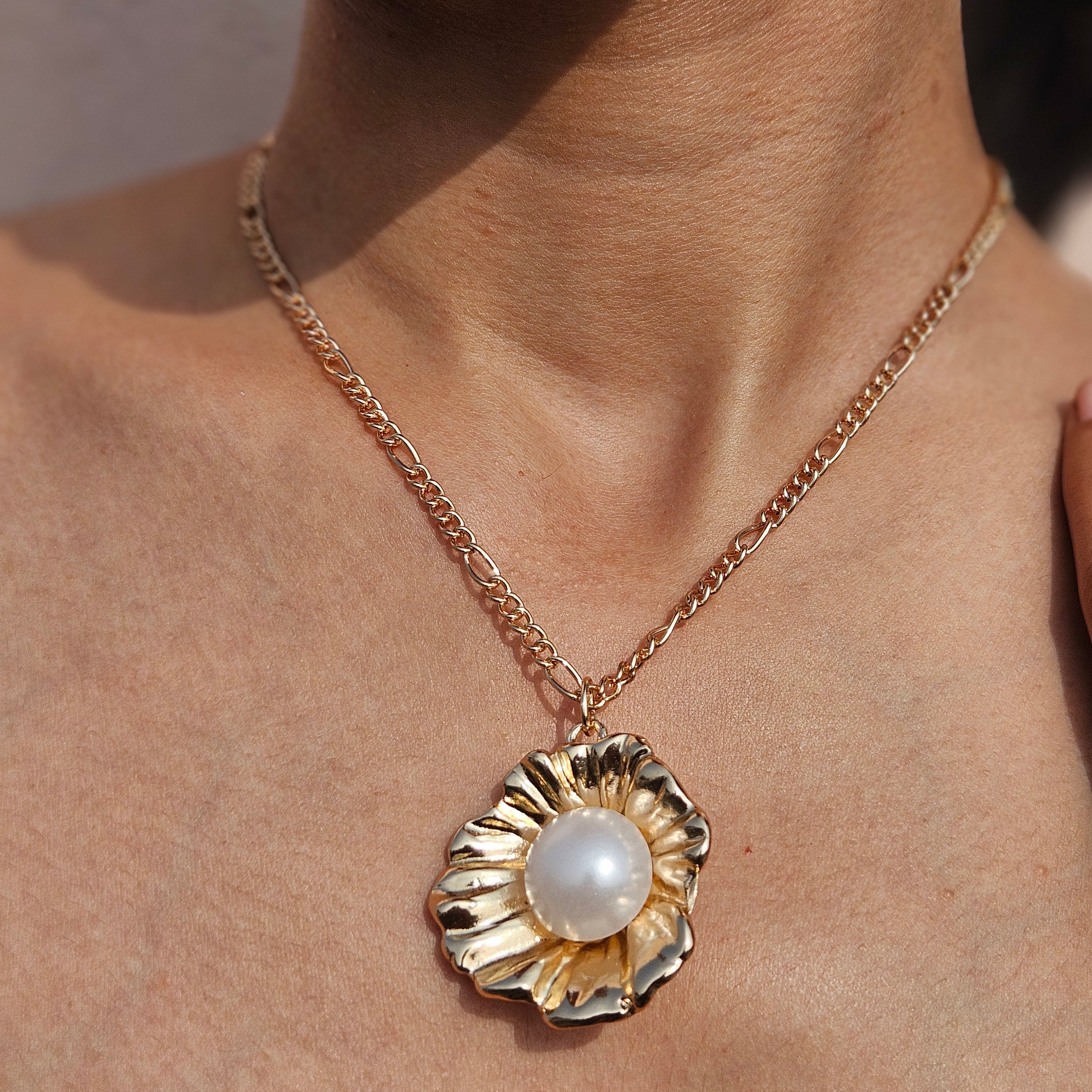 TFC Fleur Bloom Gold Plated Necklace