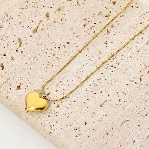 TFC Adorable Heart Gold Plated Pendant Necklace