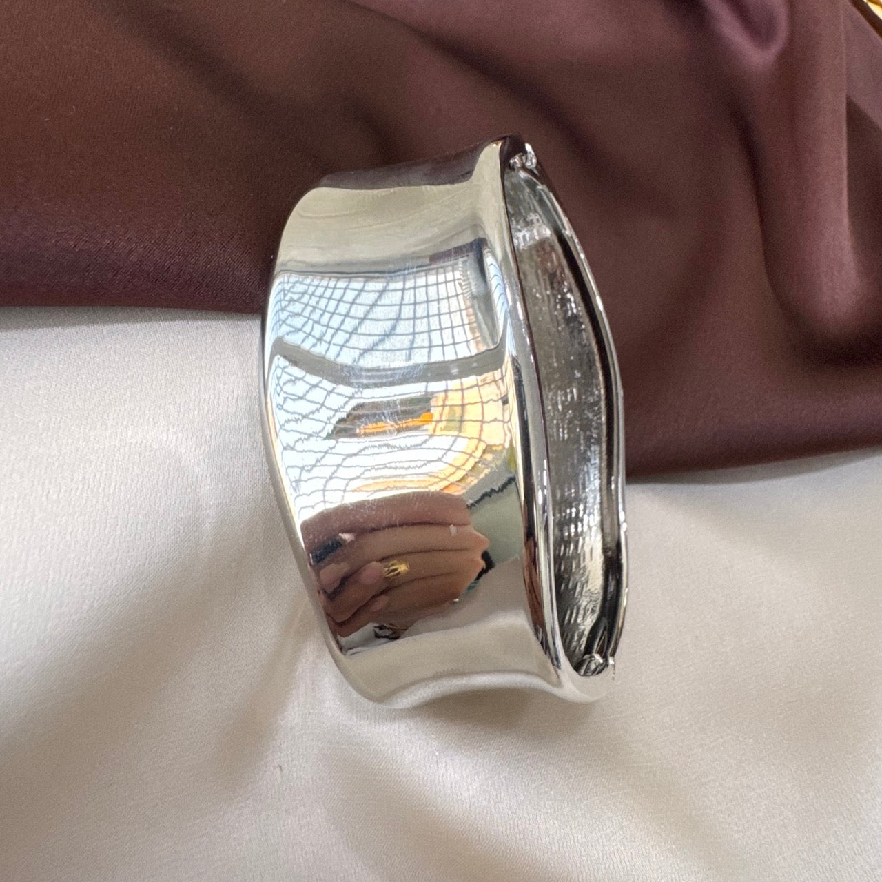 TFC Size 2.6 Coroza Silver Plated Bracelet Bangle