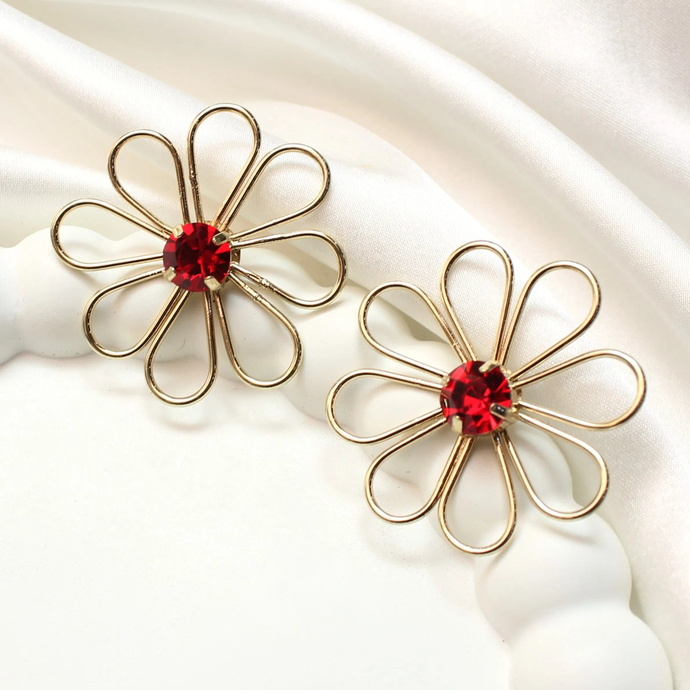 TFC Daisy Gold Plated Stud Earrings