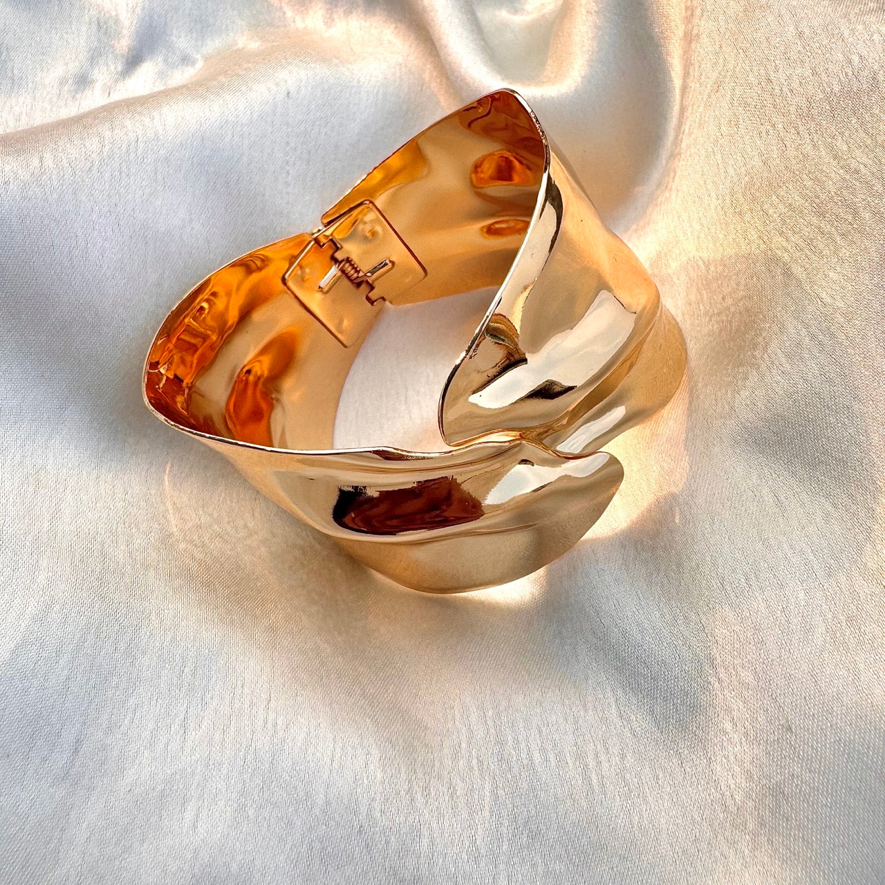 TFC Size 2.6 Urban Oasis Gold Plated Bracelet Bangle