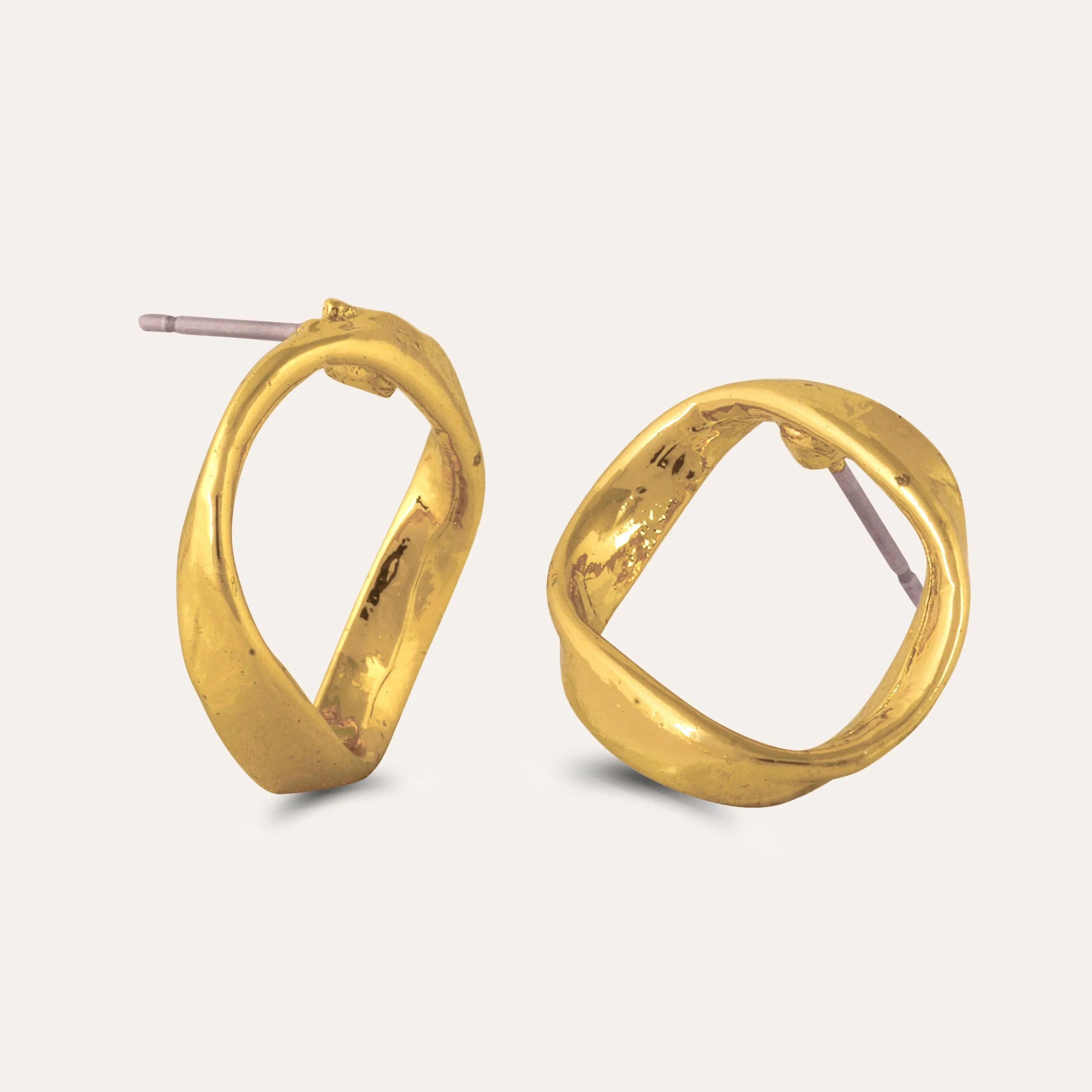 TFC Round Gold Plated Pearl Stud Earrings-Discover daily wear gold earrings including stud earrings, hoop earrings, and pearl earrings, perfect as earrings for women and earrings for girls.Find the cheapest fashion jewellery which is anti-tarnish only at The Fun company