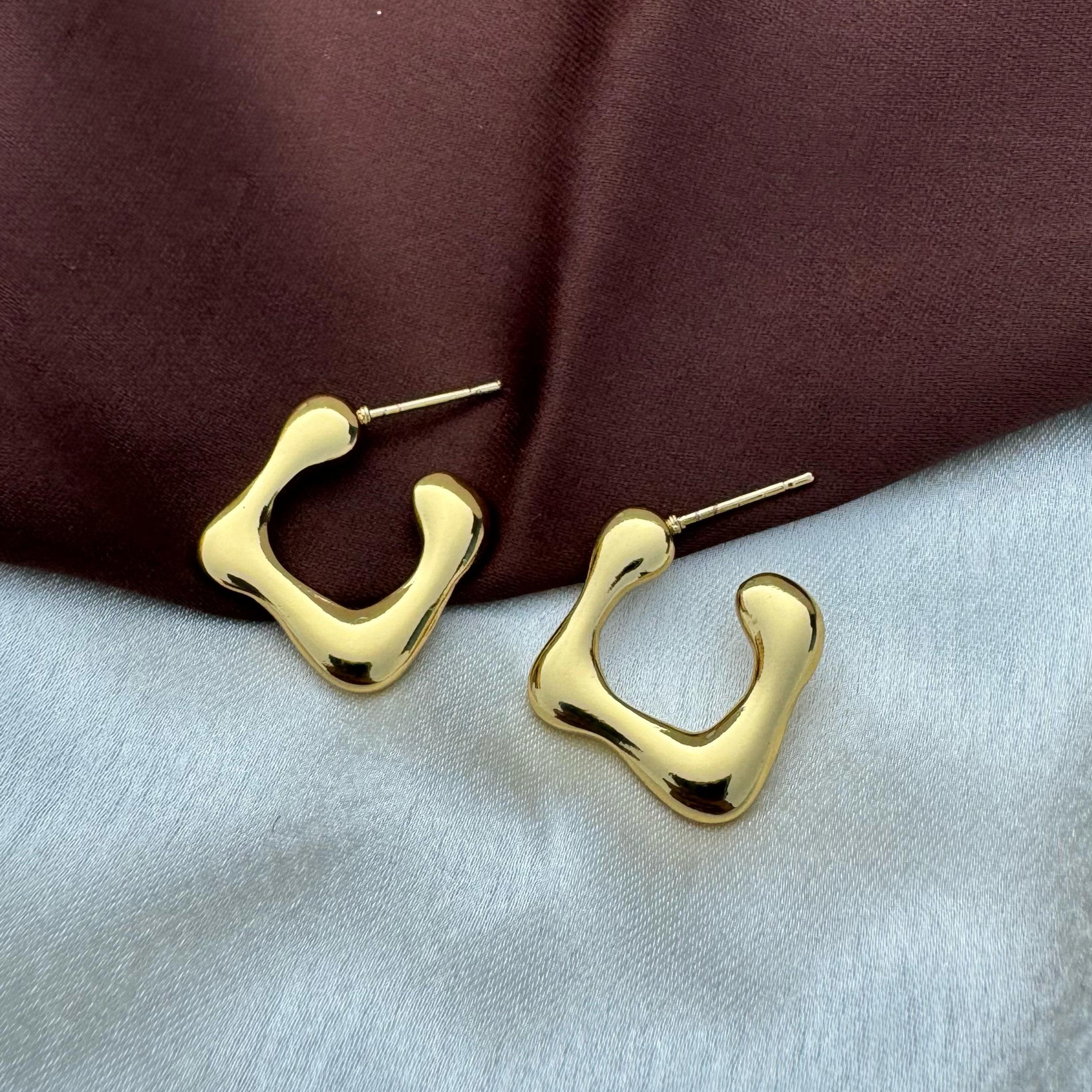 TFC Elegant Gold Plated Hoop Earrings