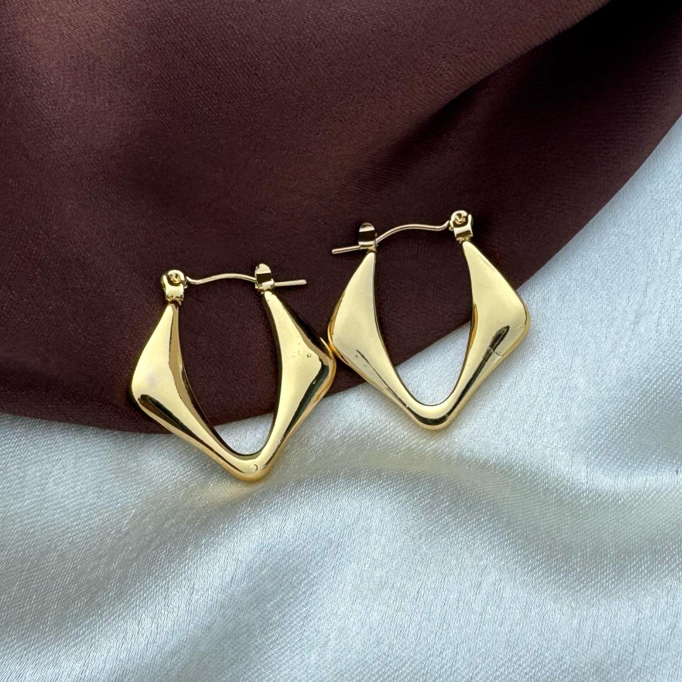TFC Minimal Chic Gold Plated Hoop Earrings