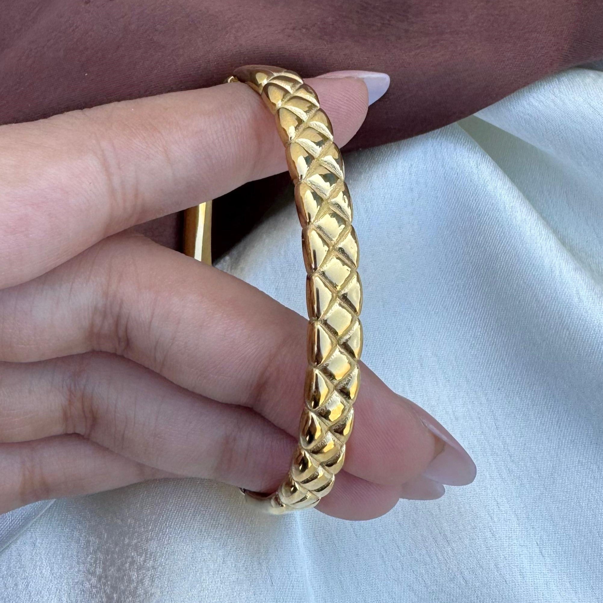 TFC Size 2.6 Diamond Cut Gold Plated Bracelet Bangle