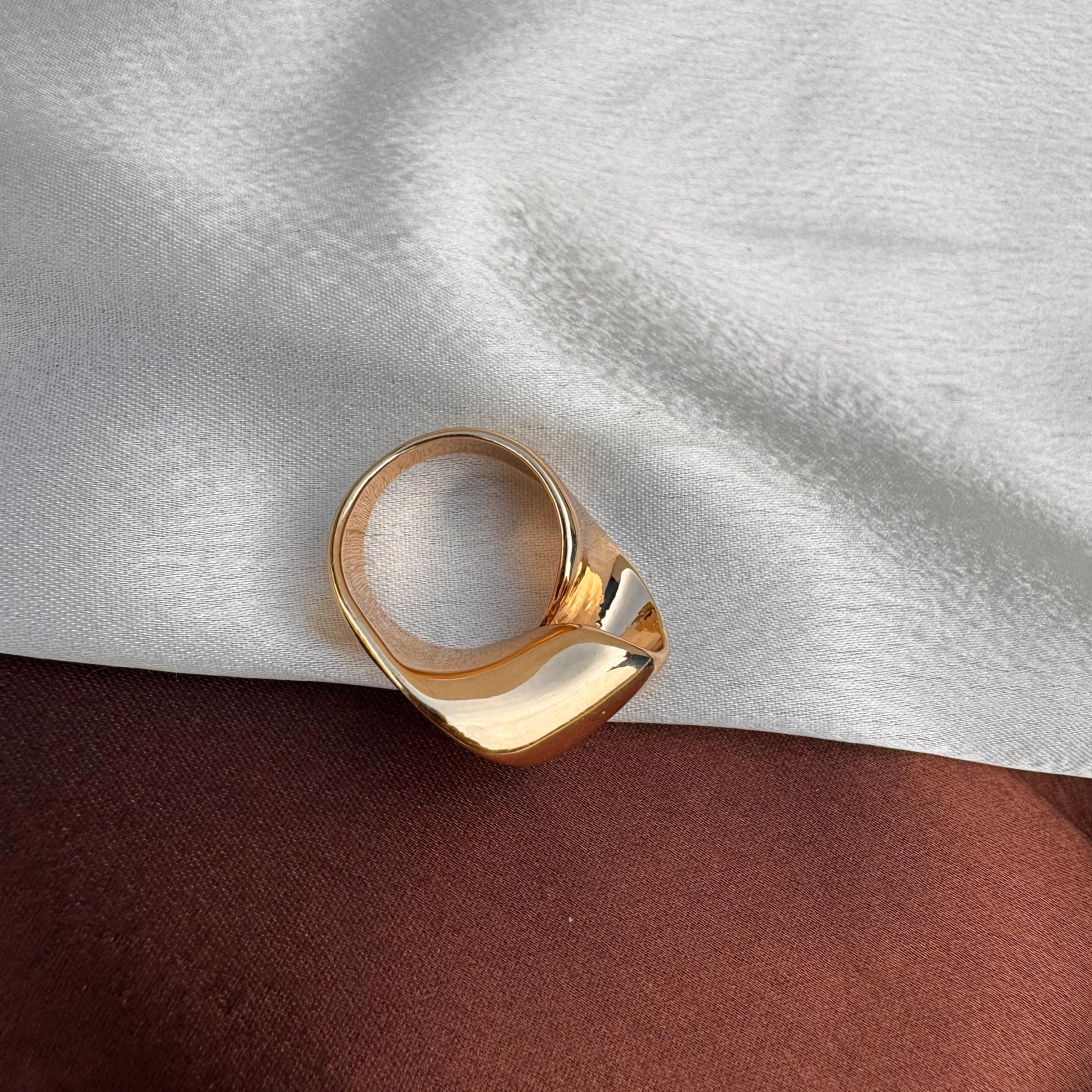TFC Size 2.6 cm Twister Gold Plated Ring