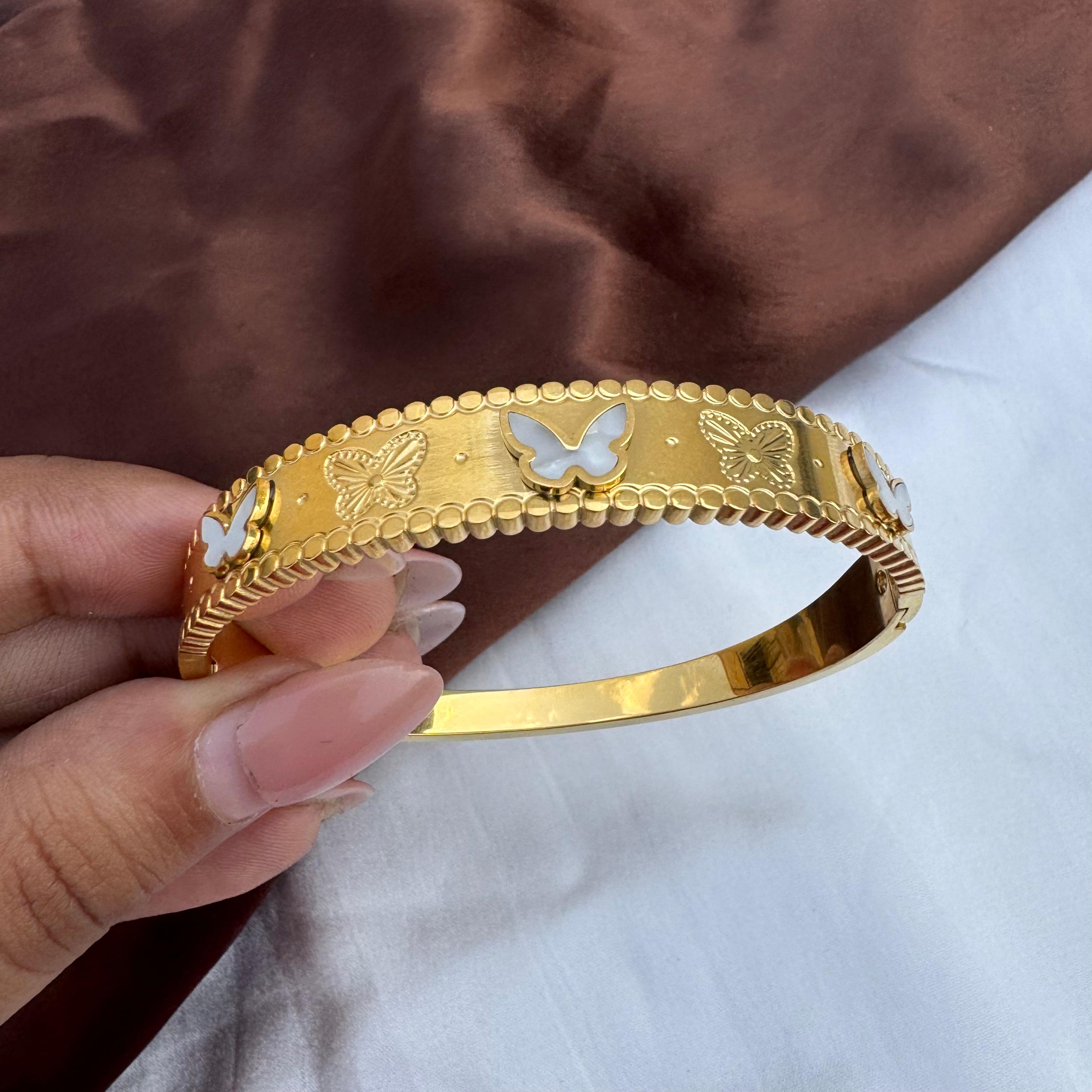 TFC Flawless Gold Plated Bracelet Bangle (size 6.0)