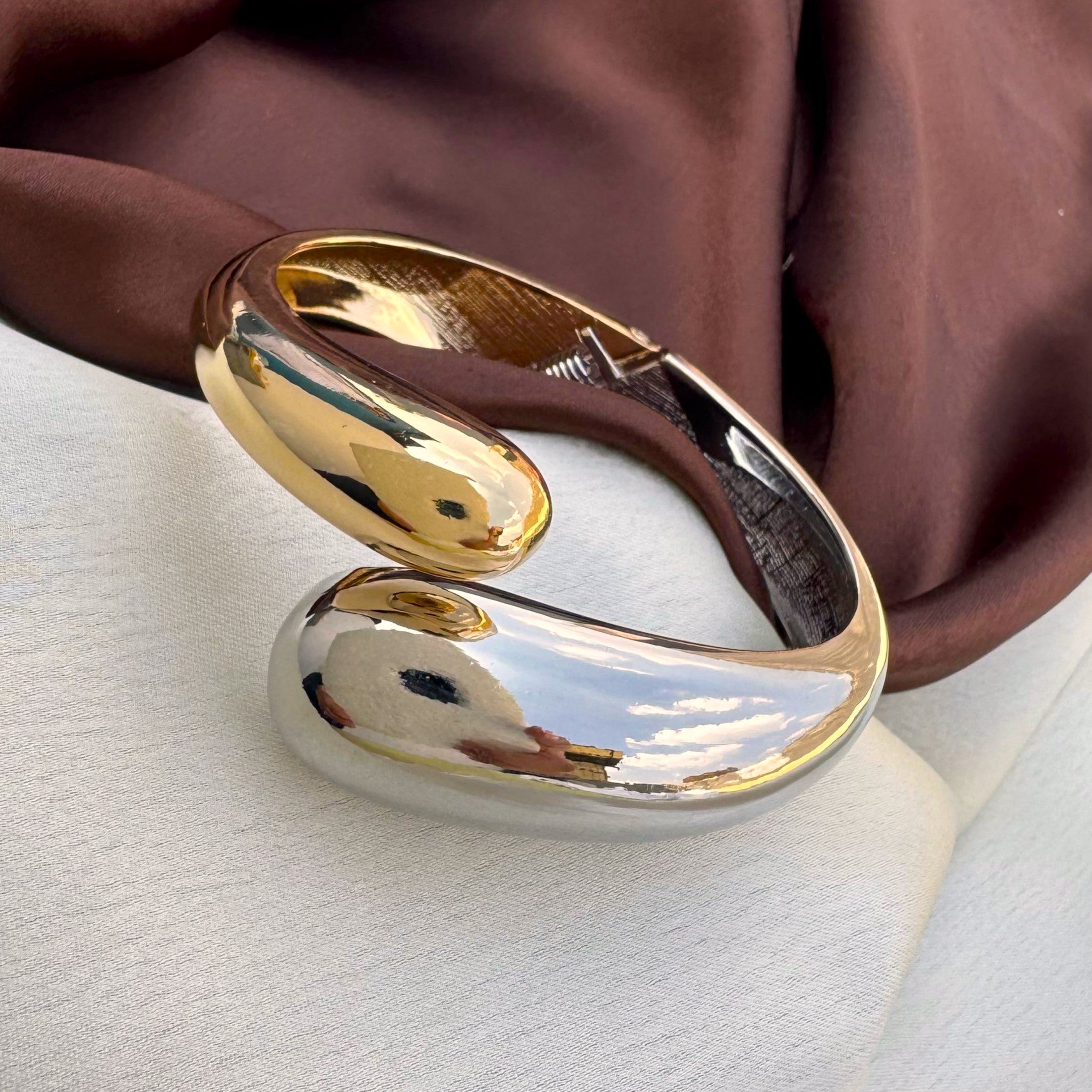 TFC Bold Beat Gold Plated Bracelet Bangle (size 6.6)