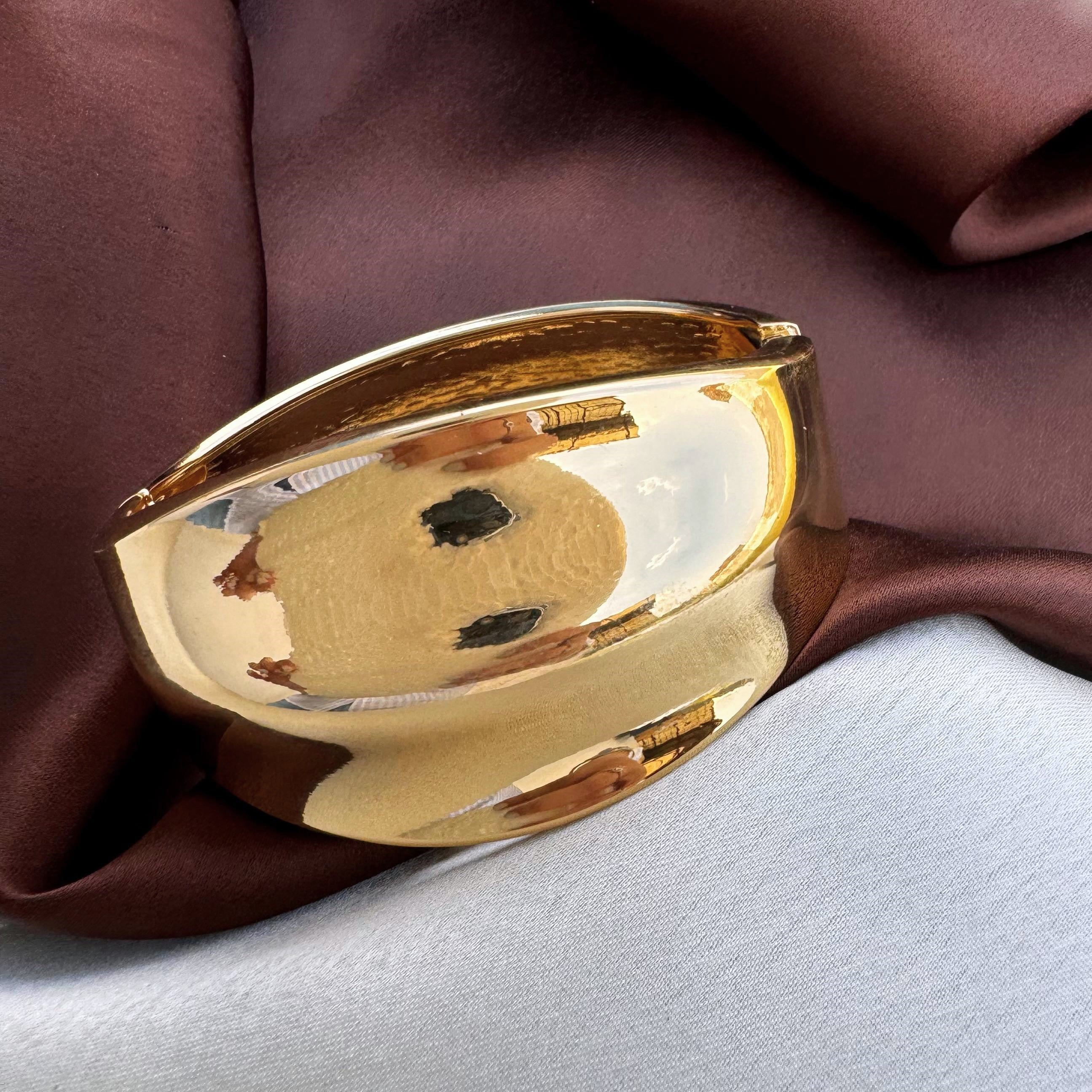 TFC Size 2.6 Bold Beauty Gold Plated Bracelet Bangle