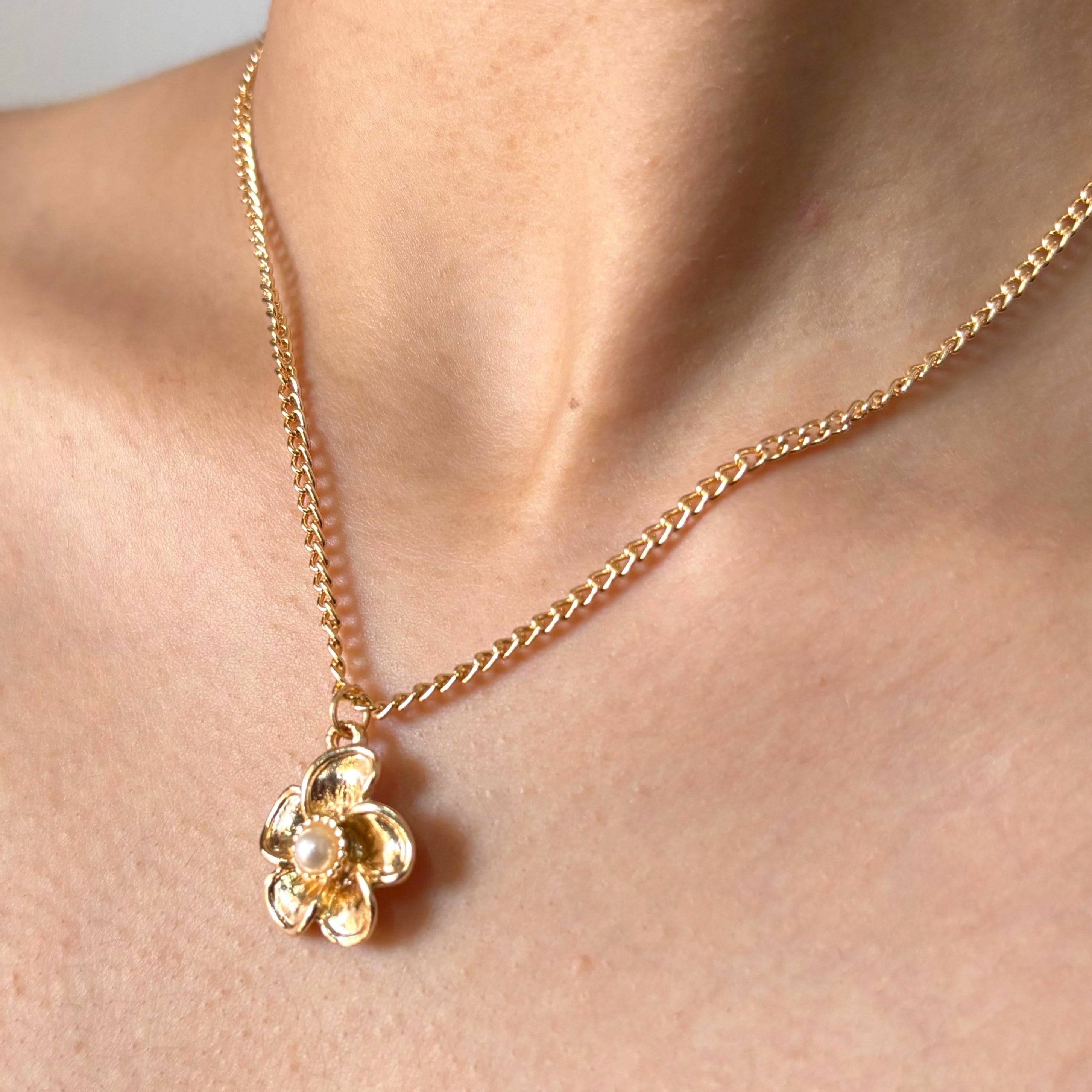 TFC 24K Cute Floral Pearl Gold Plated Pendant Necklace