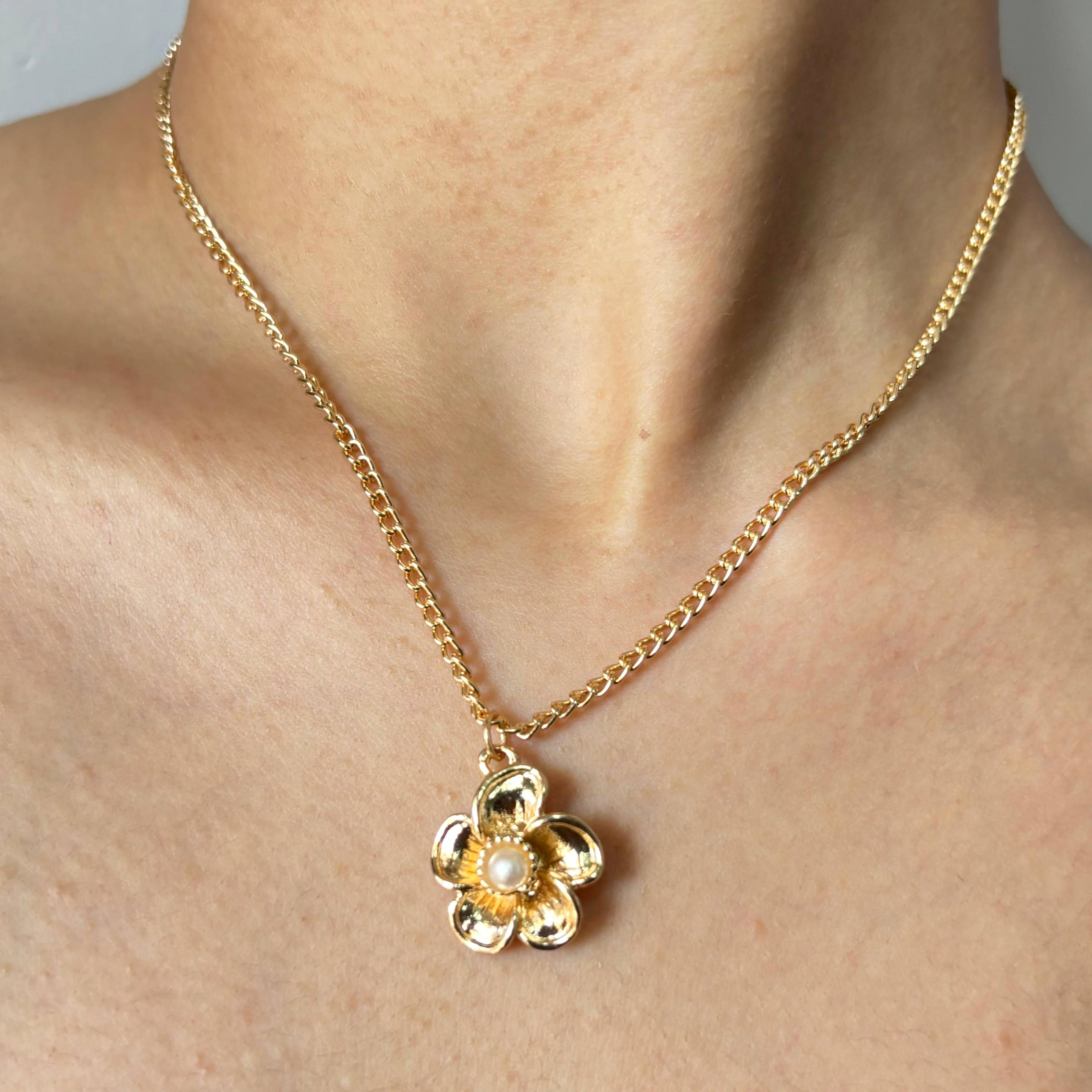 TFC 24K Cute Floral Pearl Gold Plated Pendant Necklace