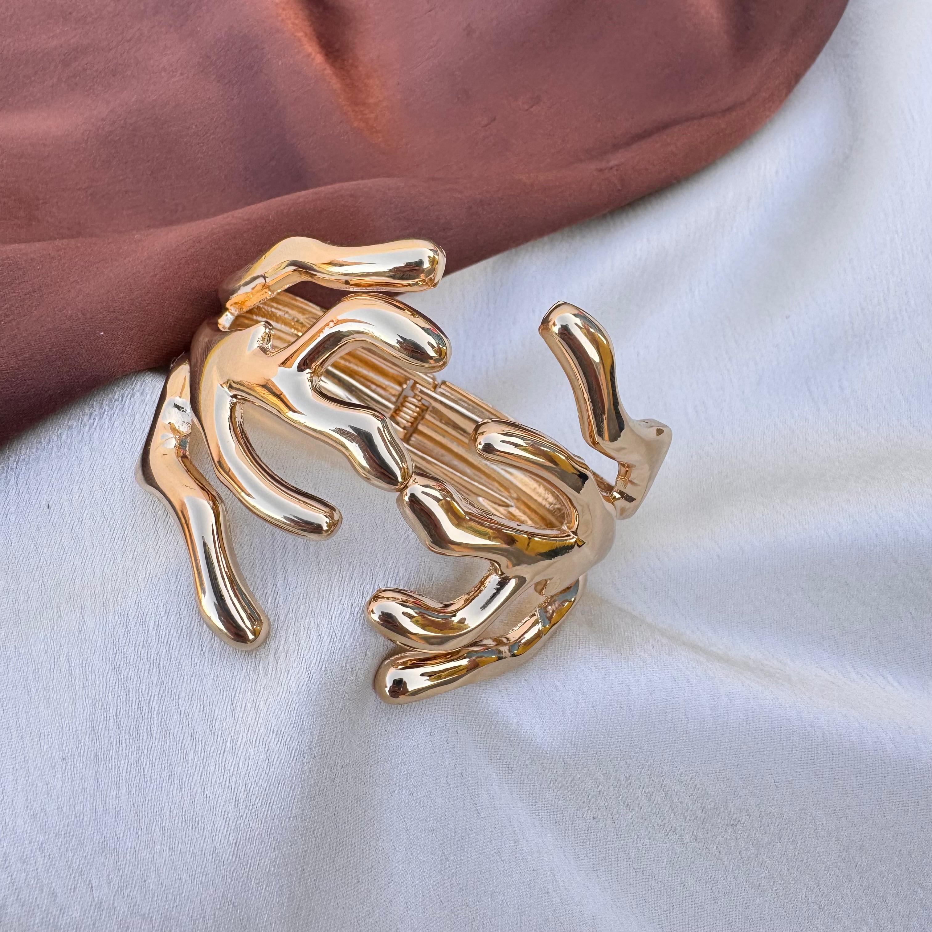 TFC Size 2.8 Shine and Vine Gold Plated Bracelet Bangle