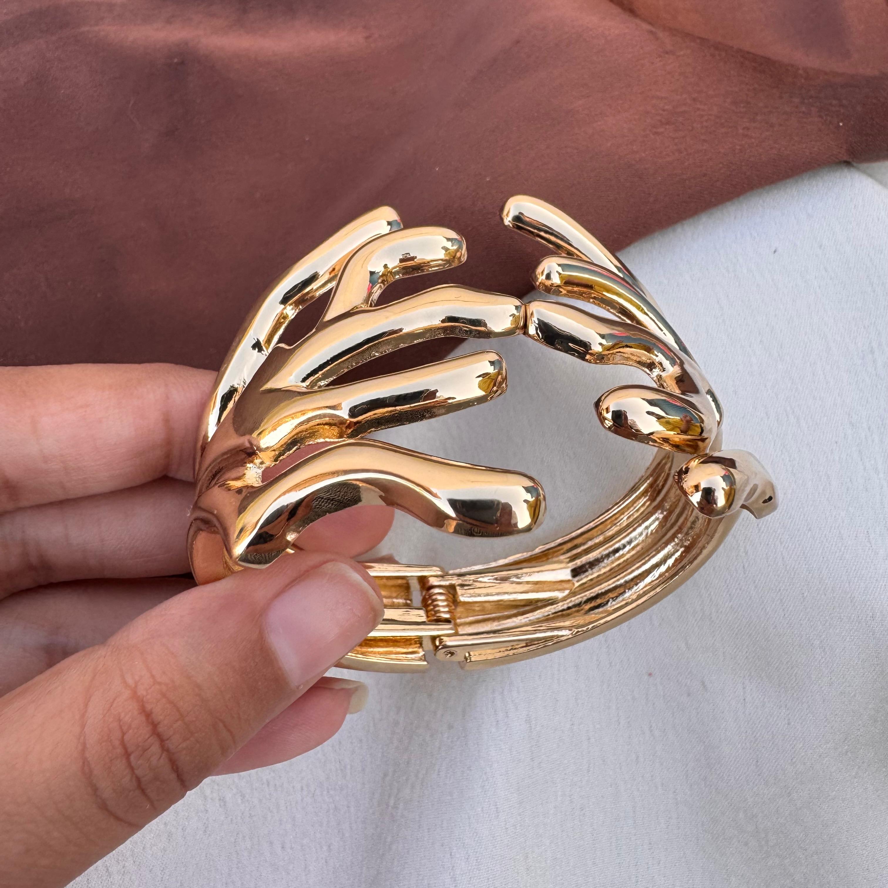 TFC Size 2.8 Shine and Vine Gold Plated Bracelet Bangle