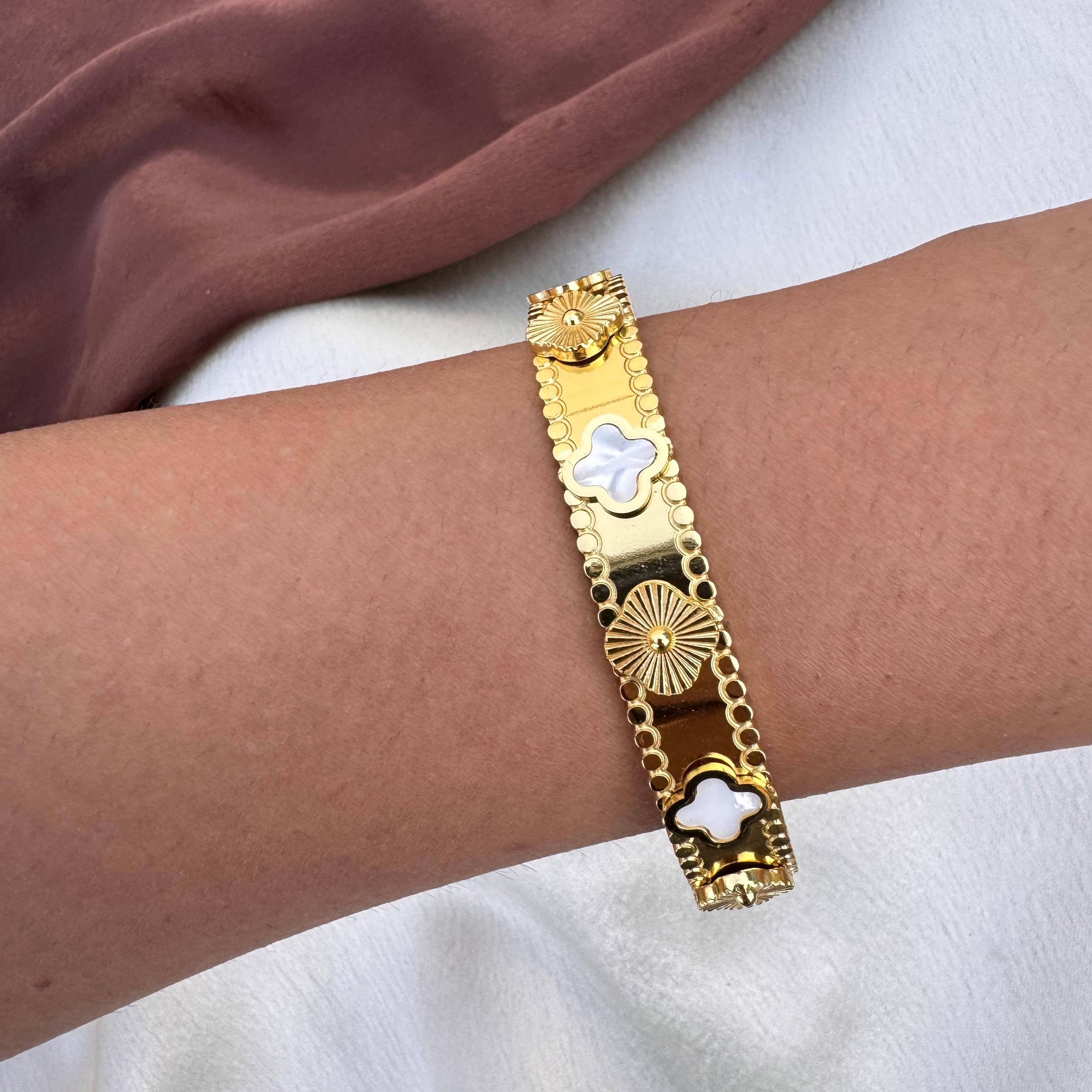 TFC Size 2.6 White Klover Gold Plated Bangle Bracelet