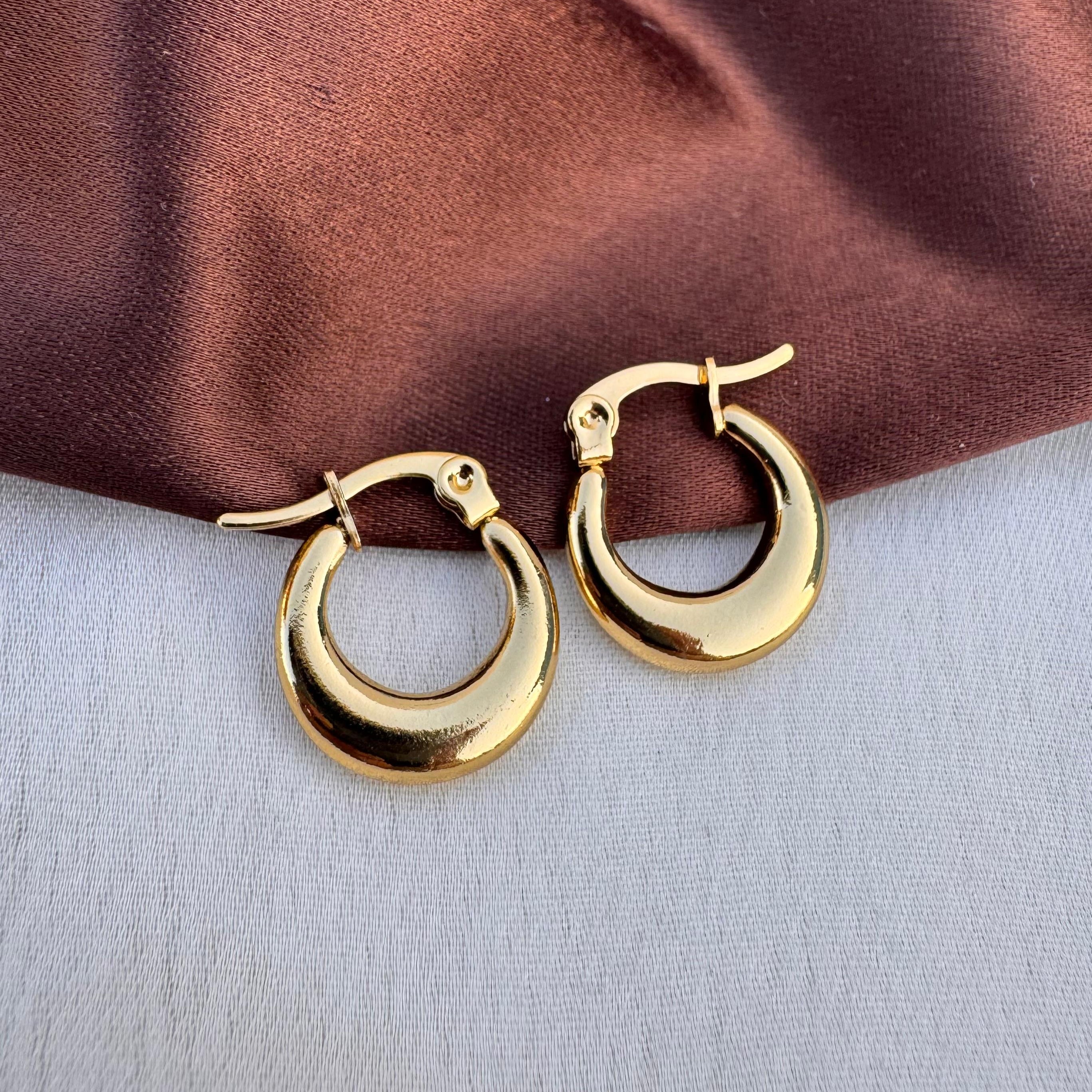 TFC Auric Hug Gold Plated Huggies