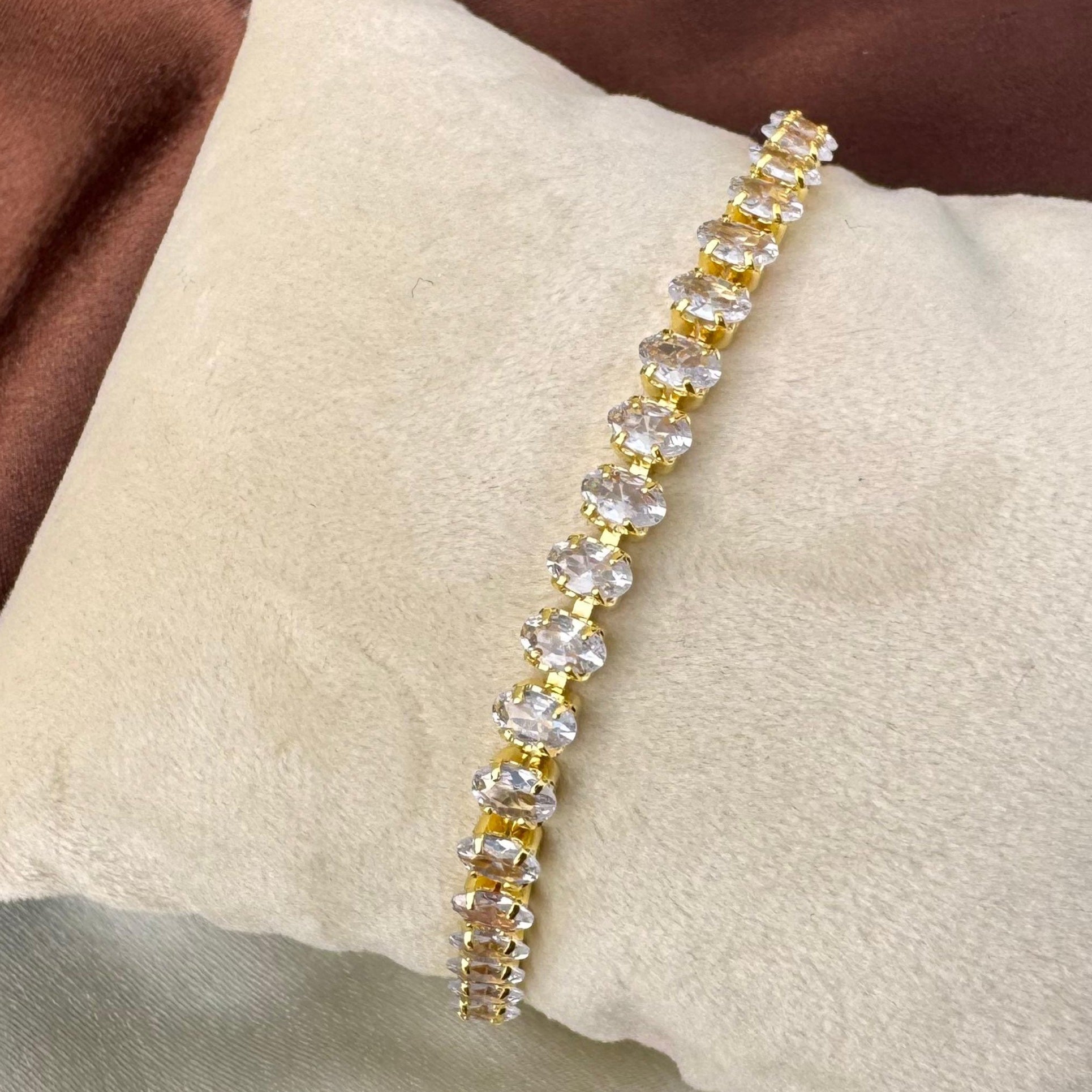 TFC Diamond Stone Gold Plated Bracelet (Length 16 cm)