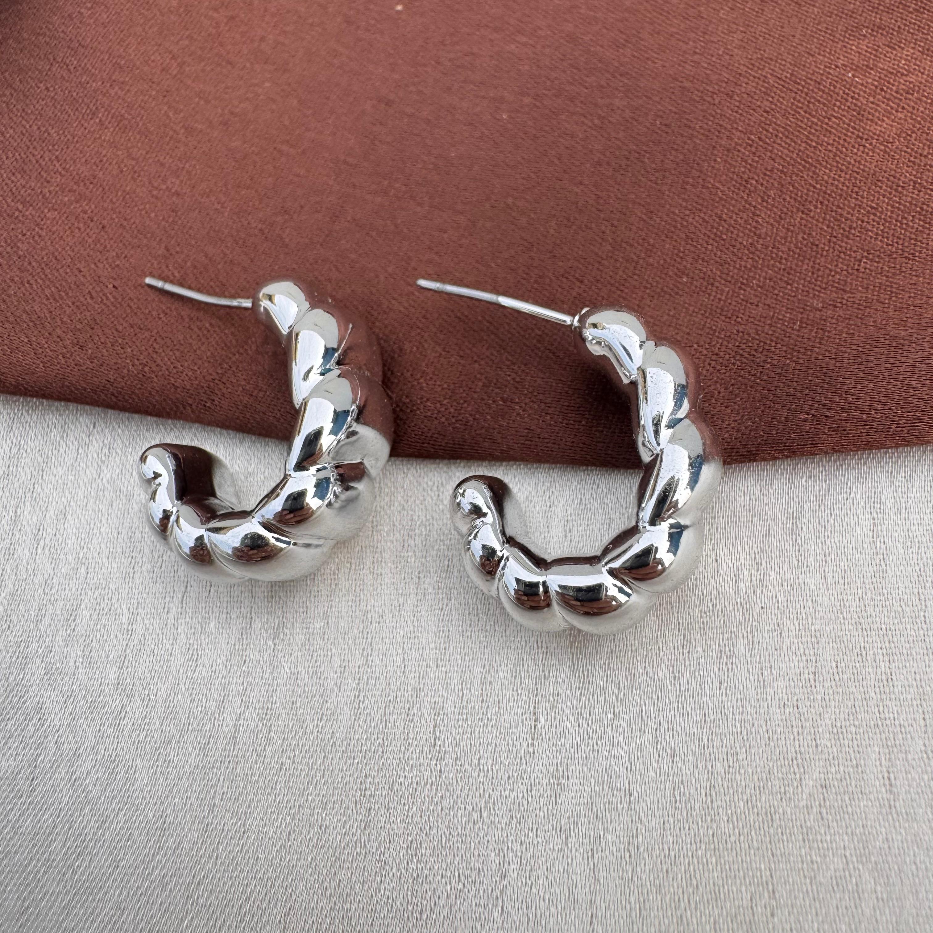 TFC Catchy Silver Plated Hoop Earrings