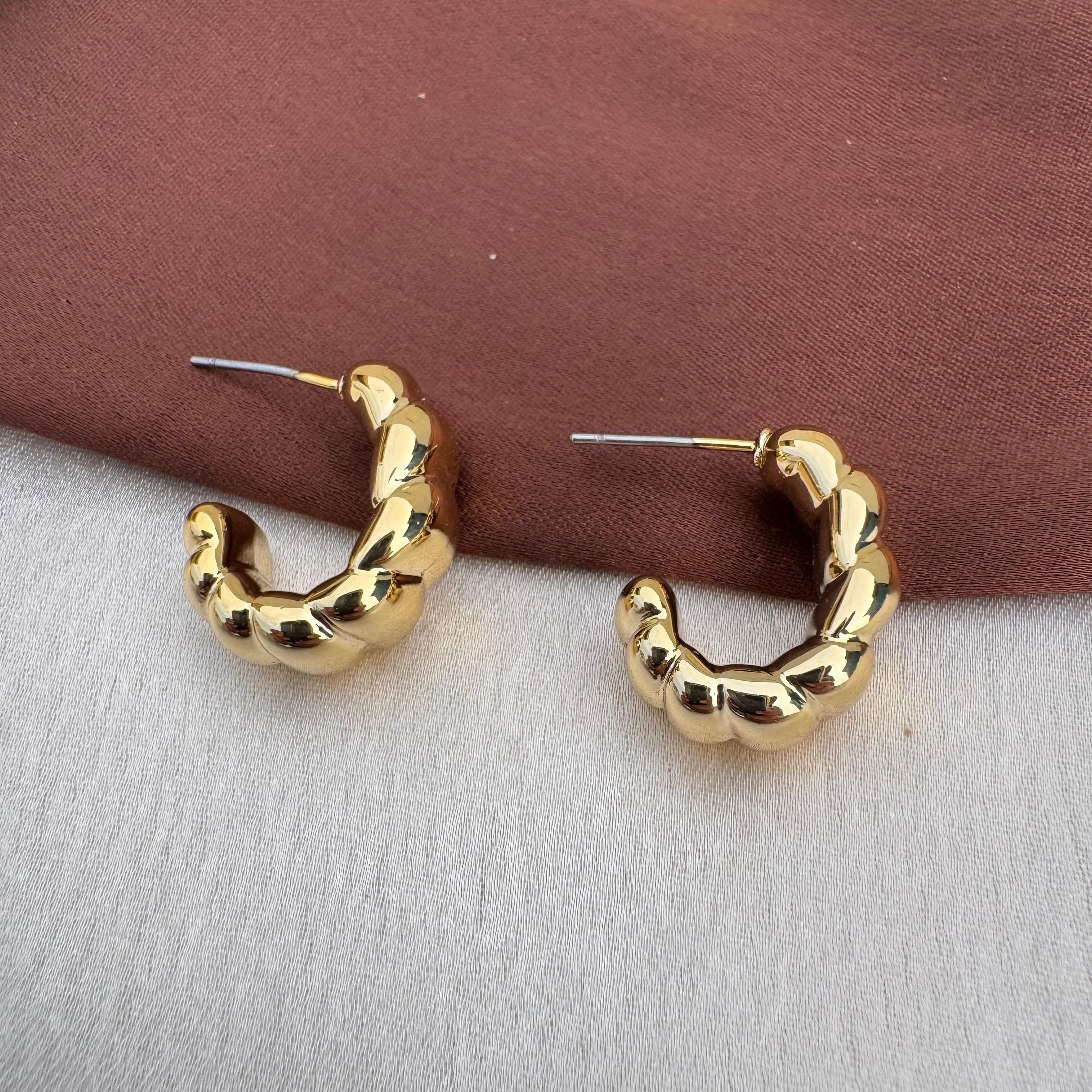 TFC Catchy Gold Plated Hoop Earrings