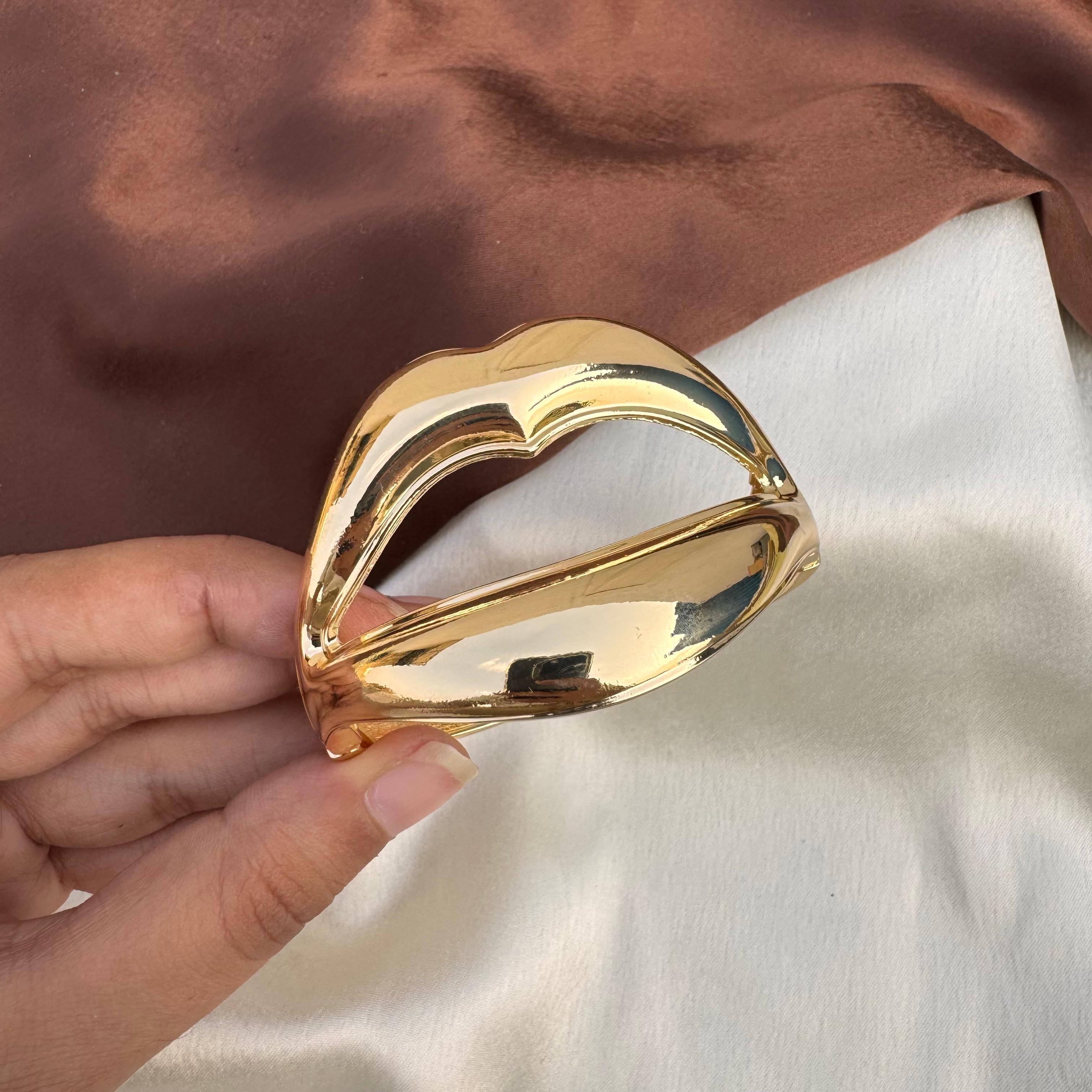 TFC Size 2.6 Luxe Pout Gold Plated Bracelet Bangle