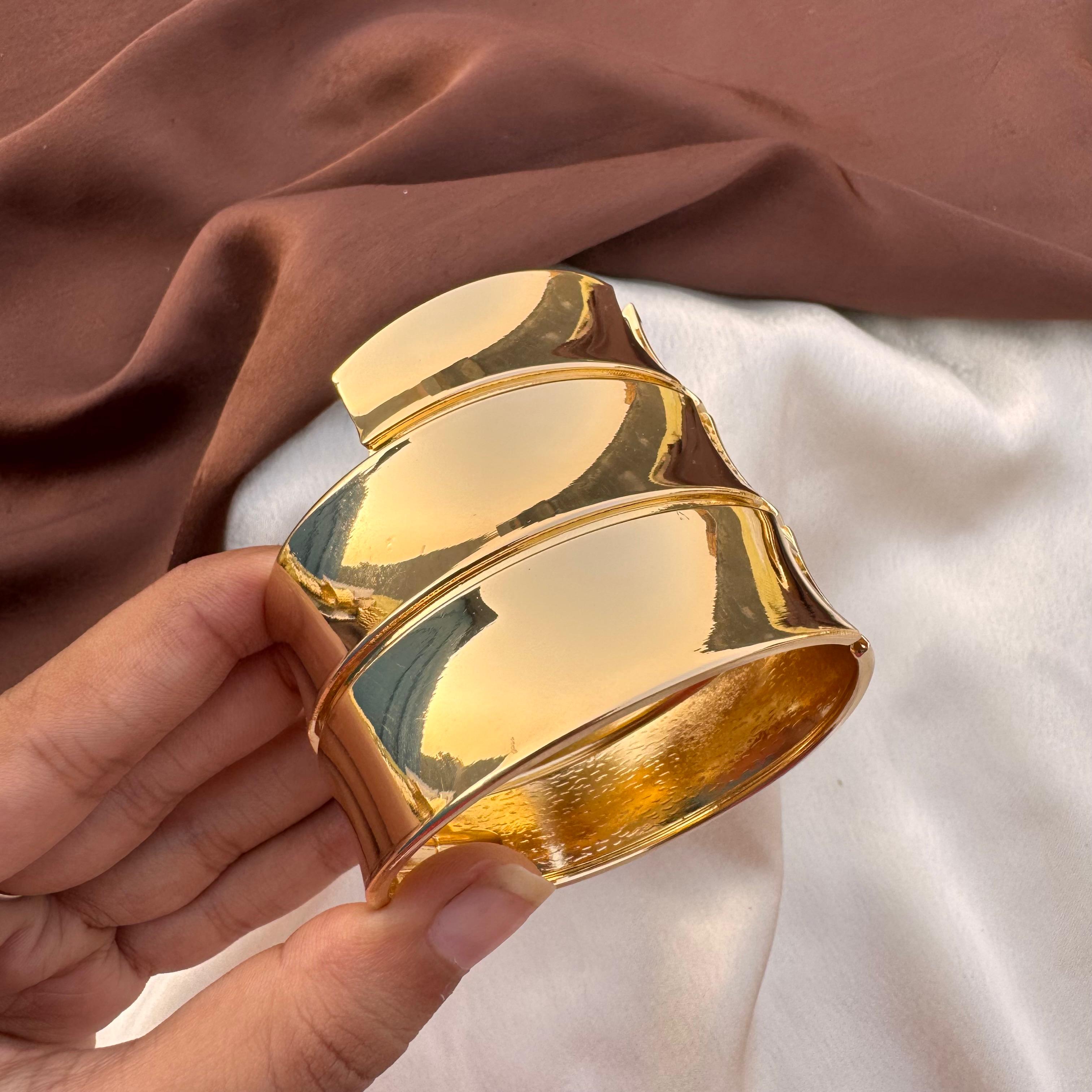 TFC Size 2.8 Lavinia Gold Plated Cuff Bangle