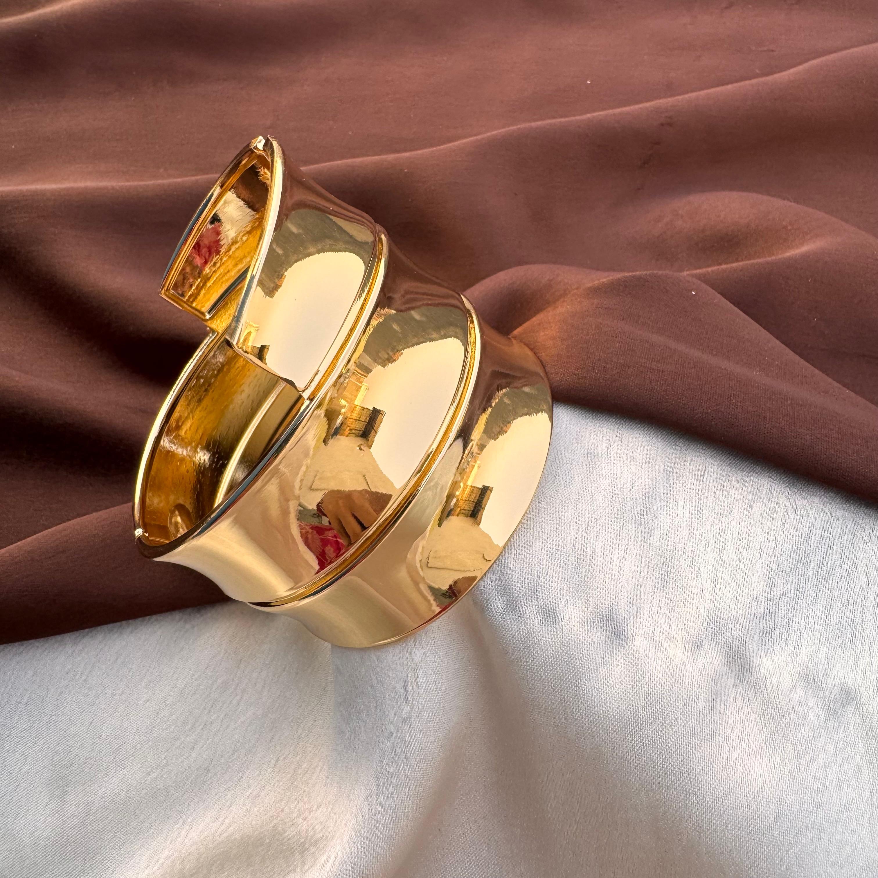 TFC Size 2.8 Lavinia Gold Plated Cuff Bangle