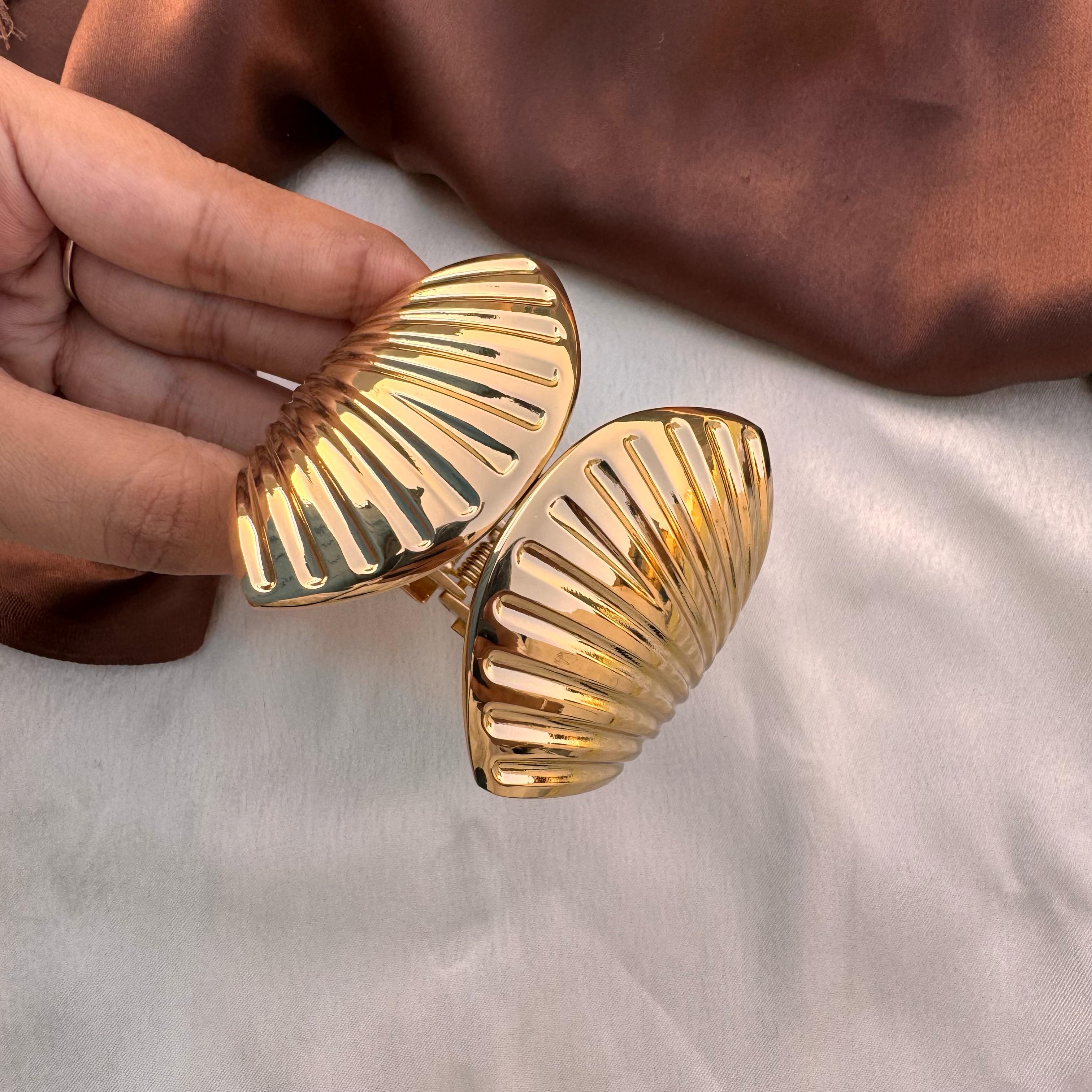 TFC  Size 2.8 Glow Chaser Gold Plated Bracelet Bangle