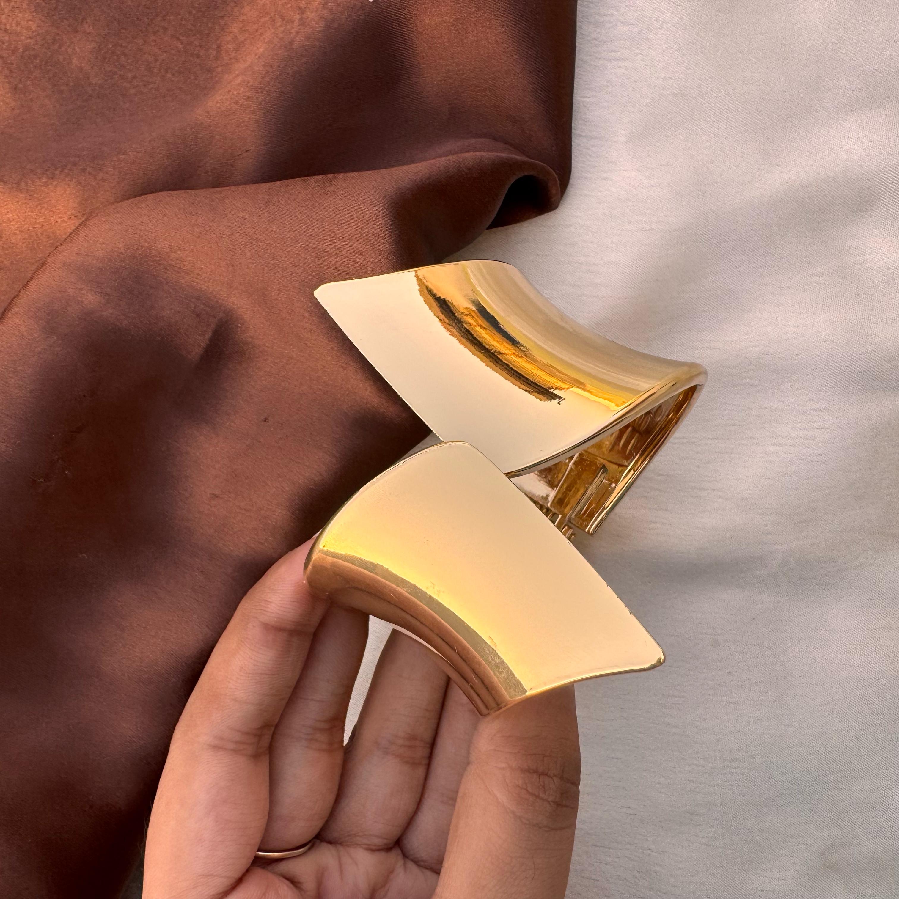 TFC Size 2.8 Charm Clique Gold Plated Bracelet Bangle