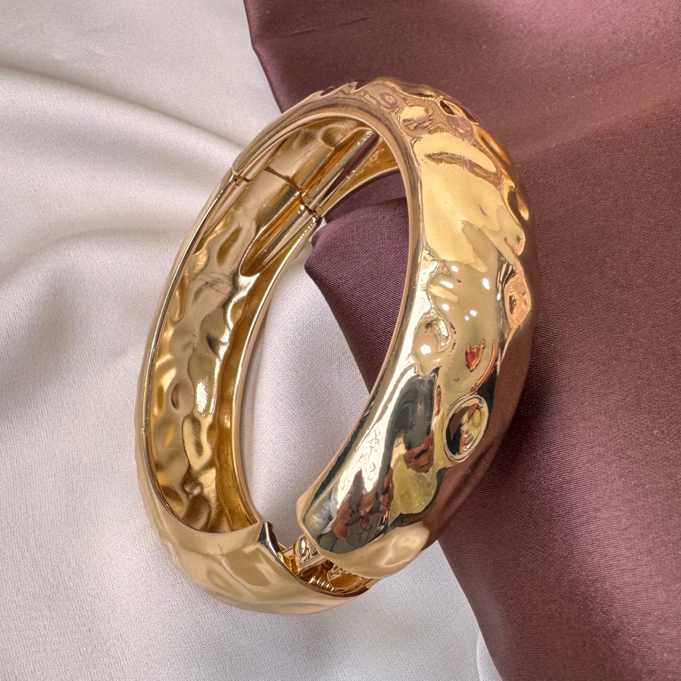 TFC Size 2-6 Fashion Openable Gold Plated Bracelet Bangle