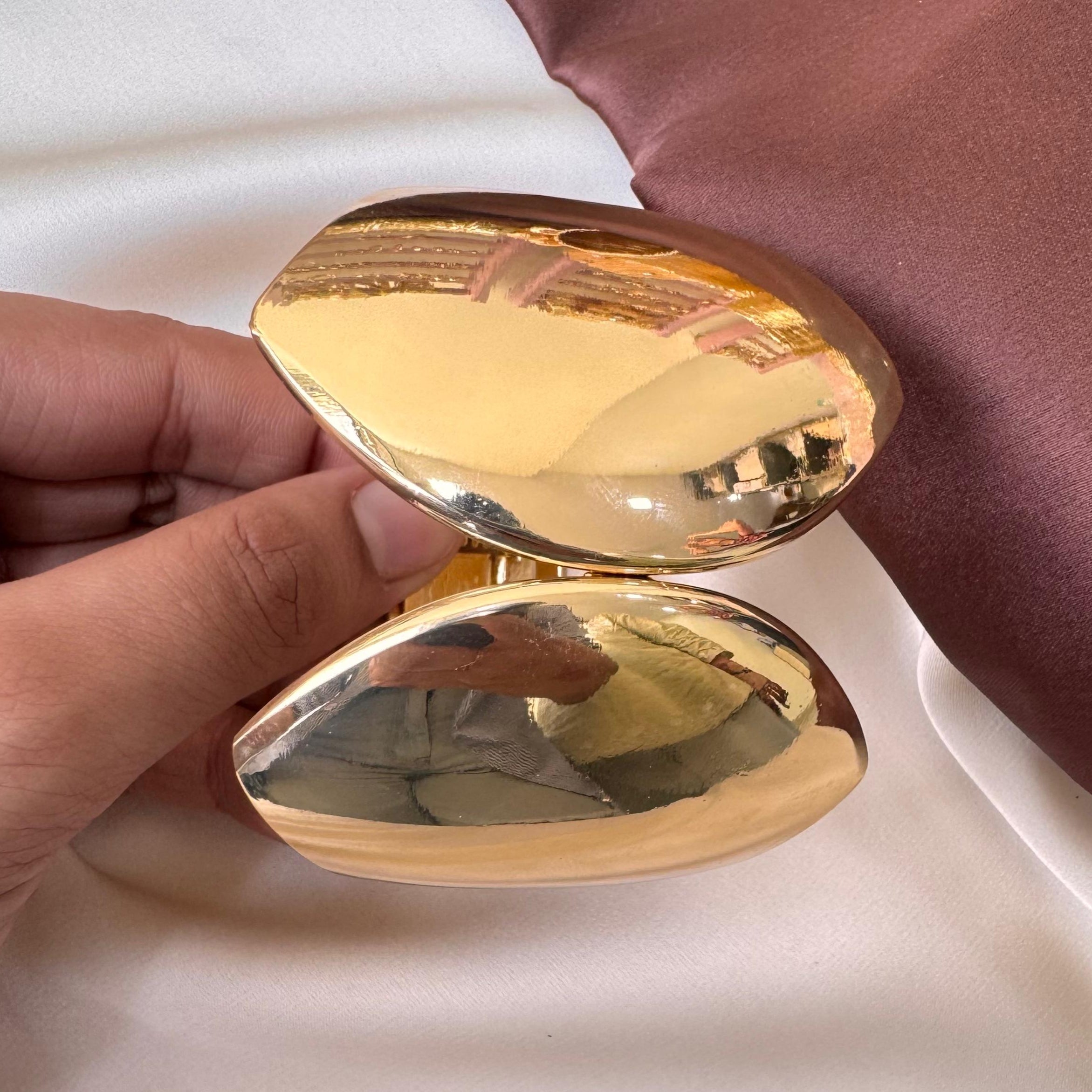 TFC Size 2-6 Glamour Glow Openable Gold Plated Bracelet Bangle