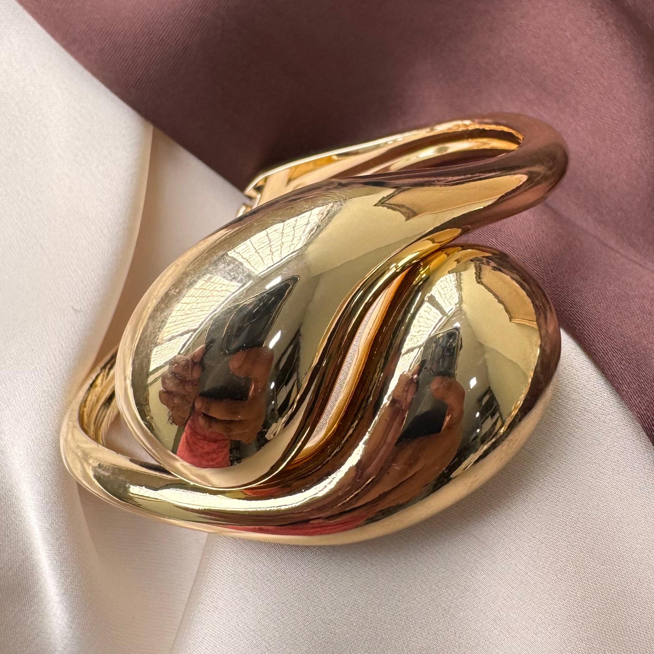 TFC Size 2.4 Hug Me Gold Plated Bangle