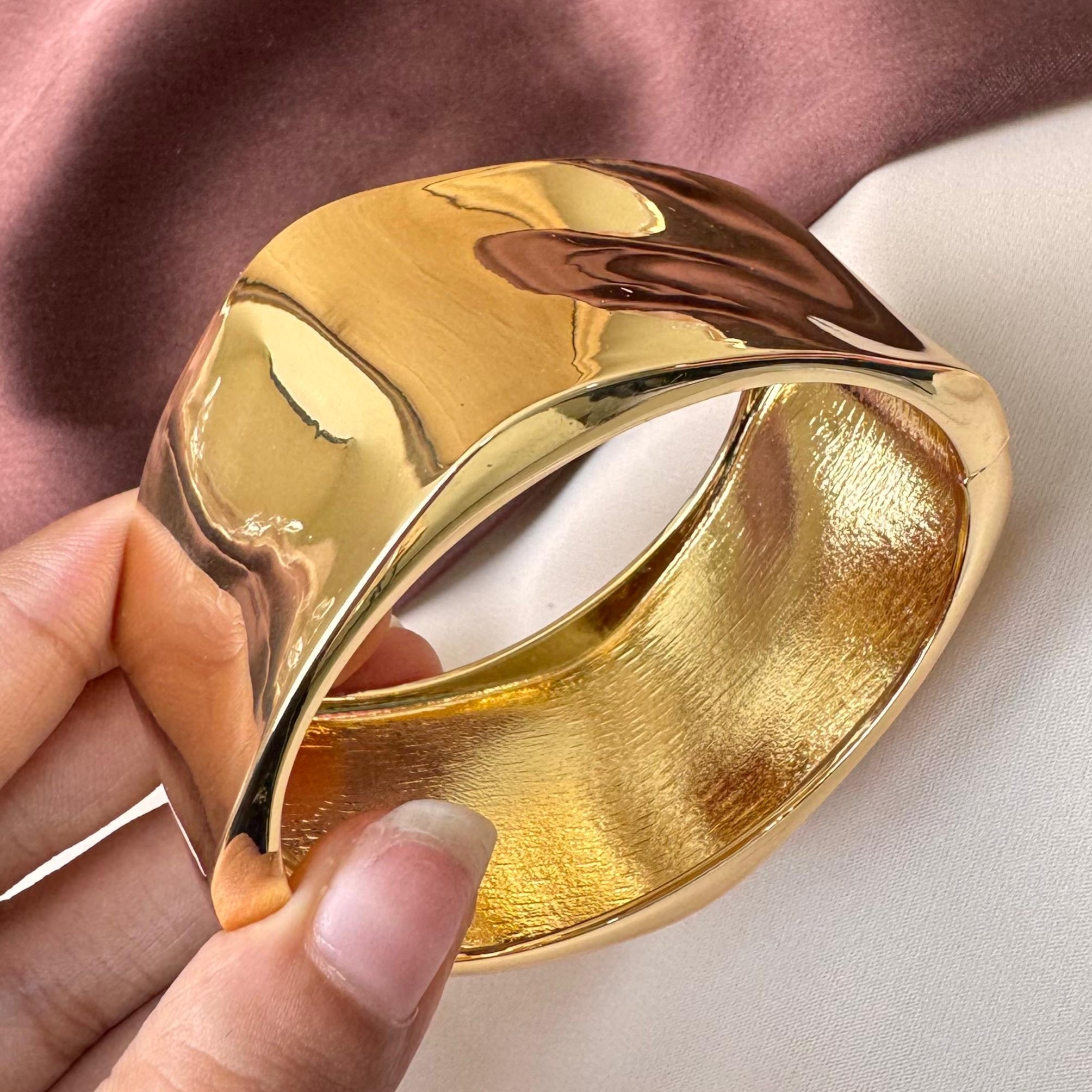 TFC Nova Sheen Gold Plated Bangle Size 2.6