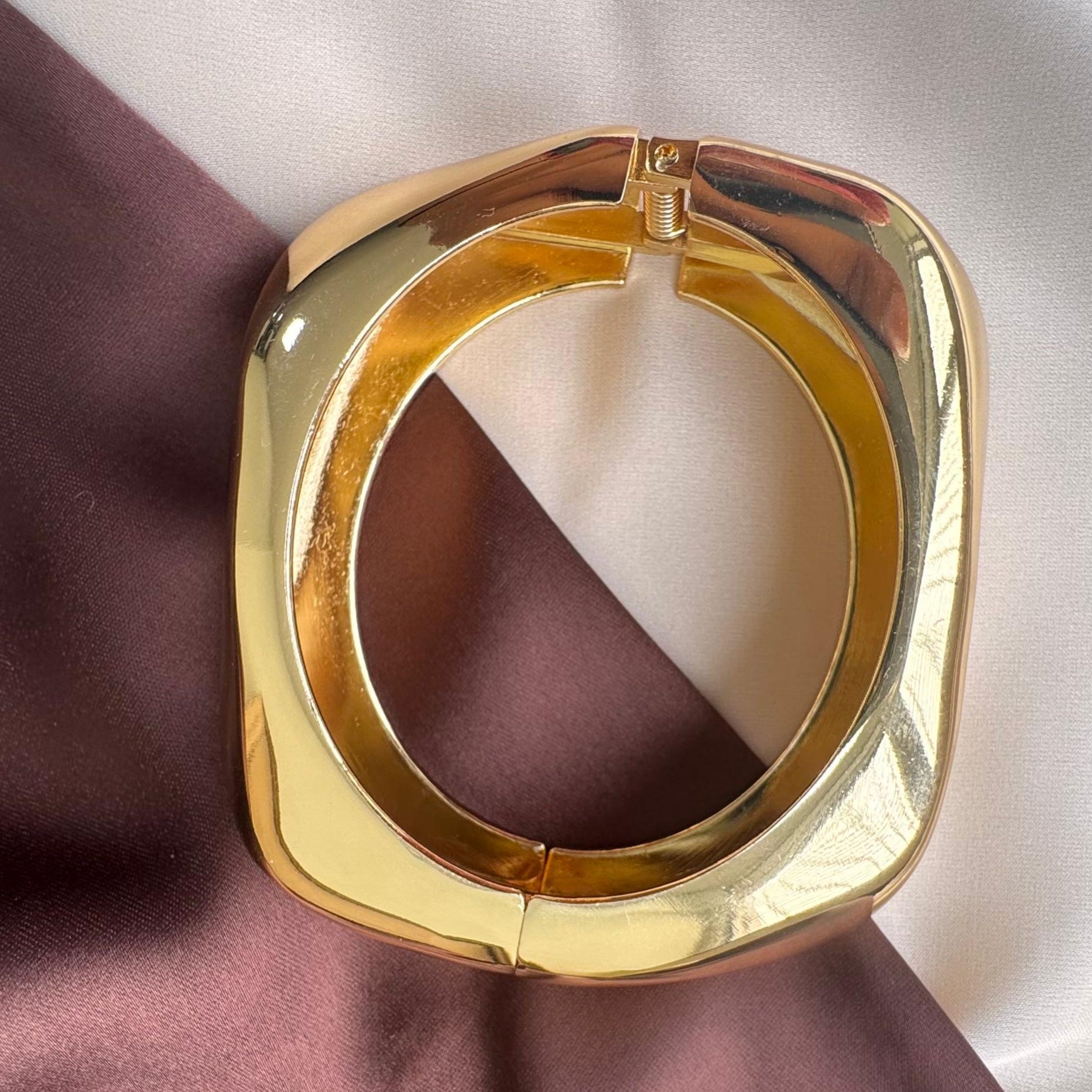 TFC Size 2.4 Halo Edge Gold Plated Bangle