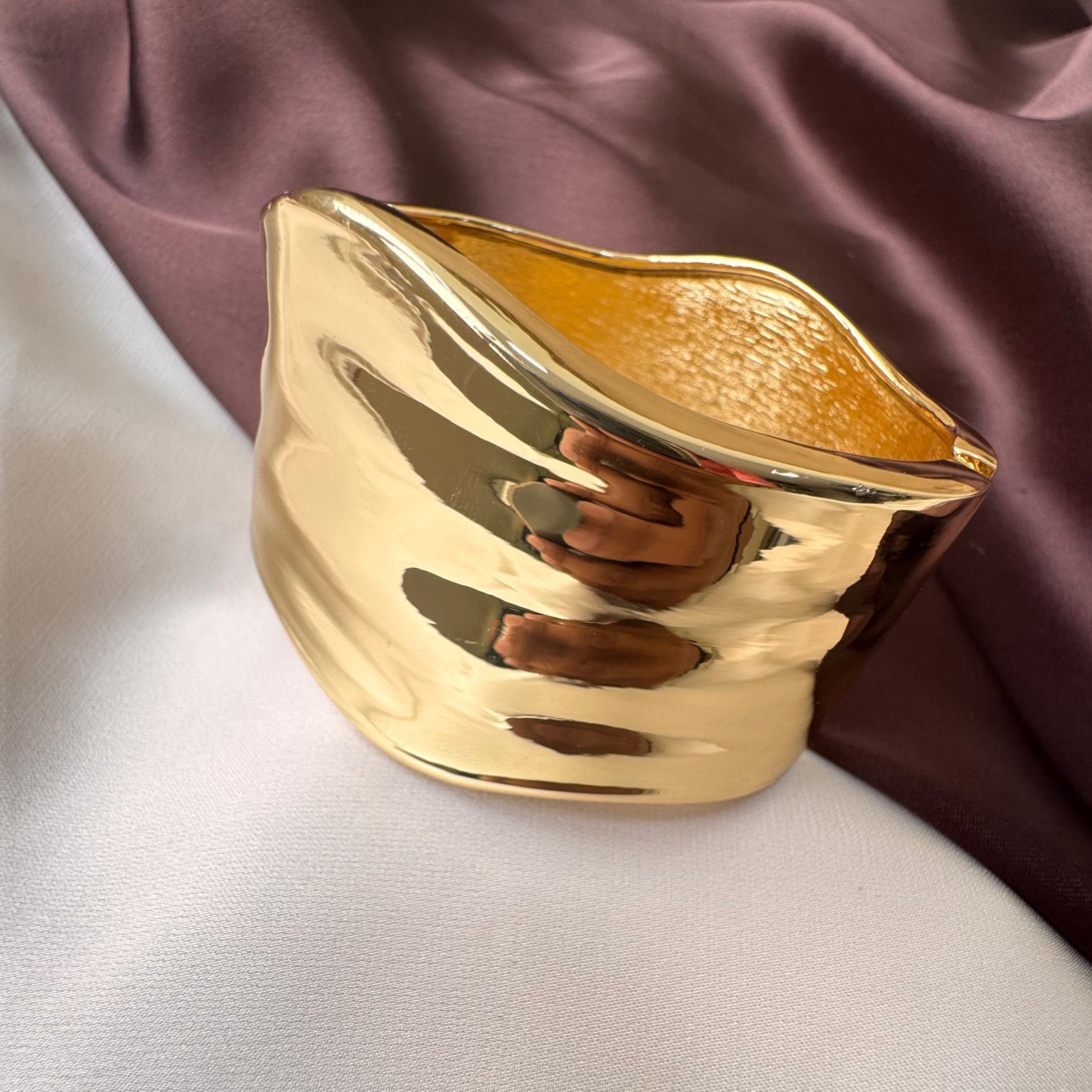 TFC Size 2.6 Little Waves Gold Plated Bracelet Bangle
