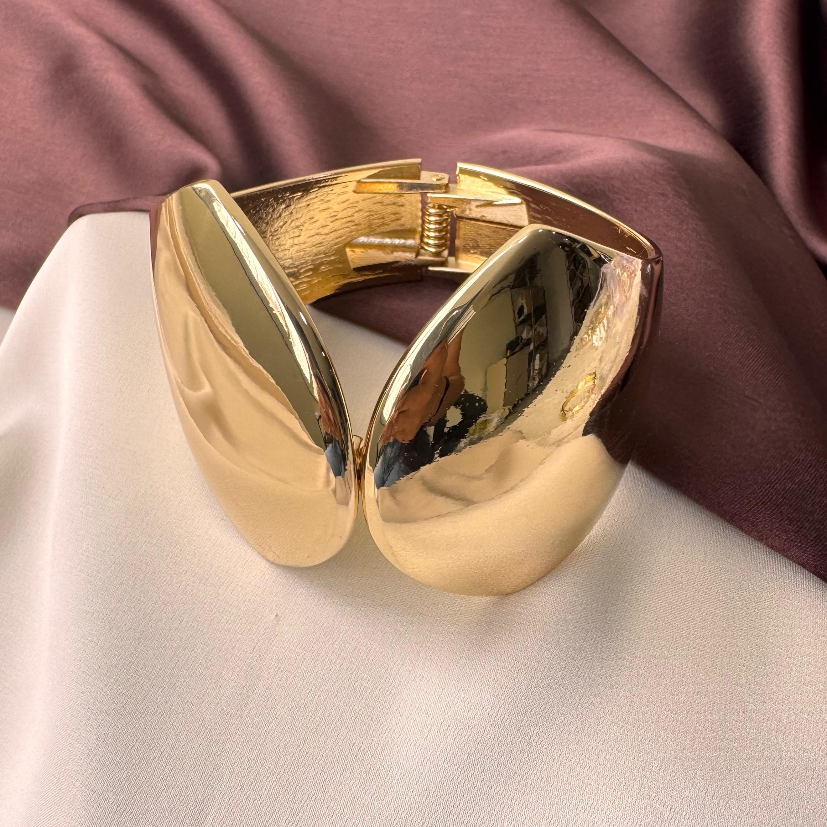 TFC Size 2-6 Glamour Glow Openable Gold Plated Bracelet Bangle