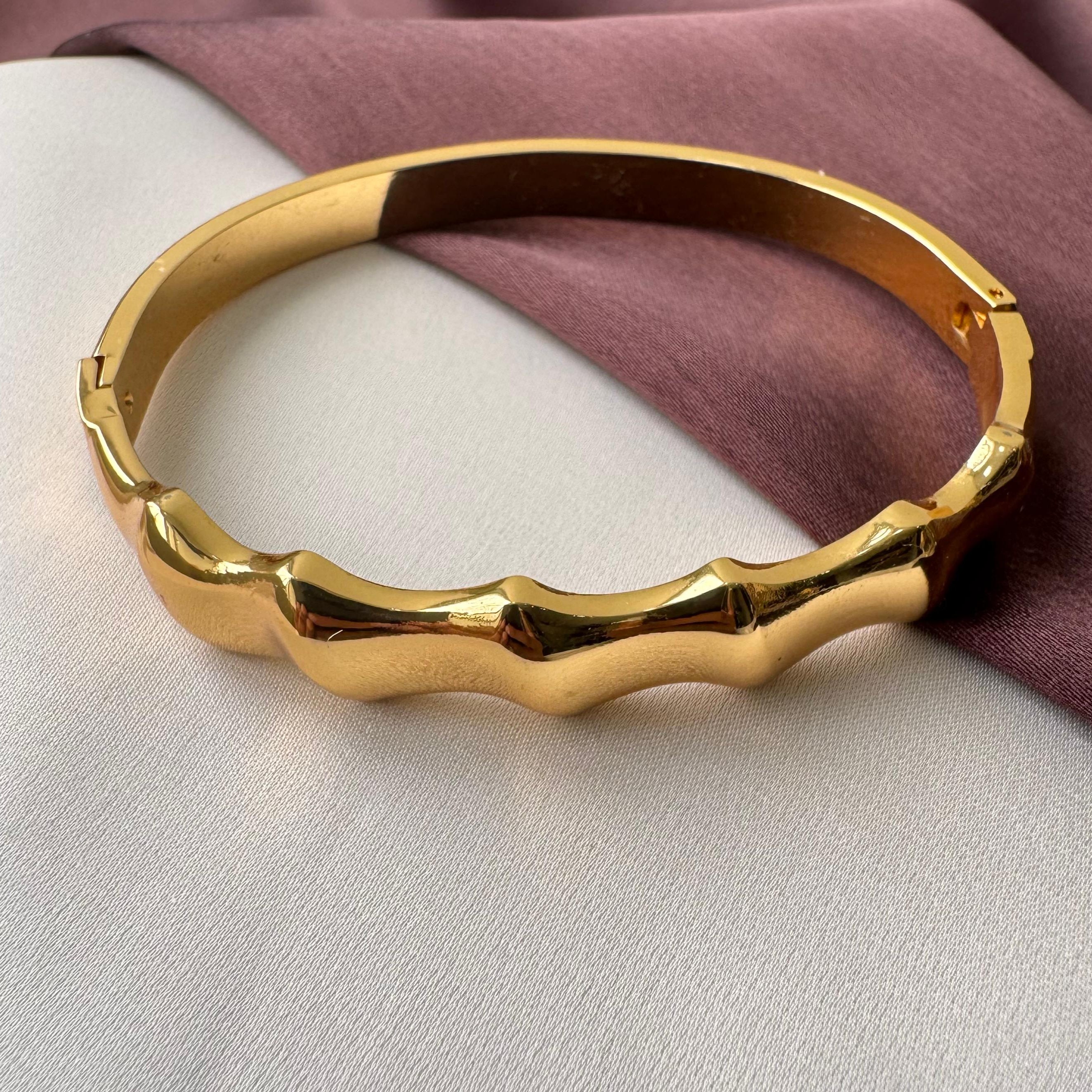 TFC Size 2.6 Sleek Twist Gold Plated Bracelet Bangle