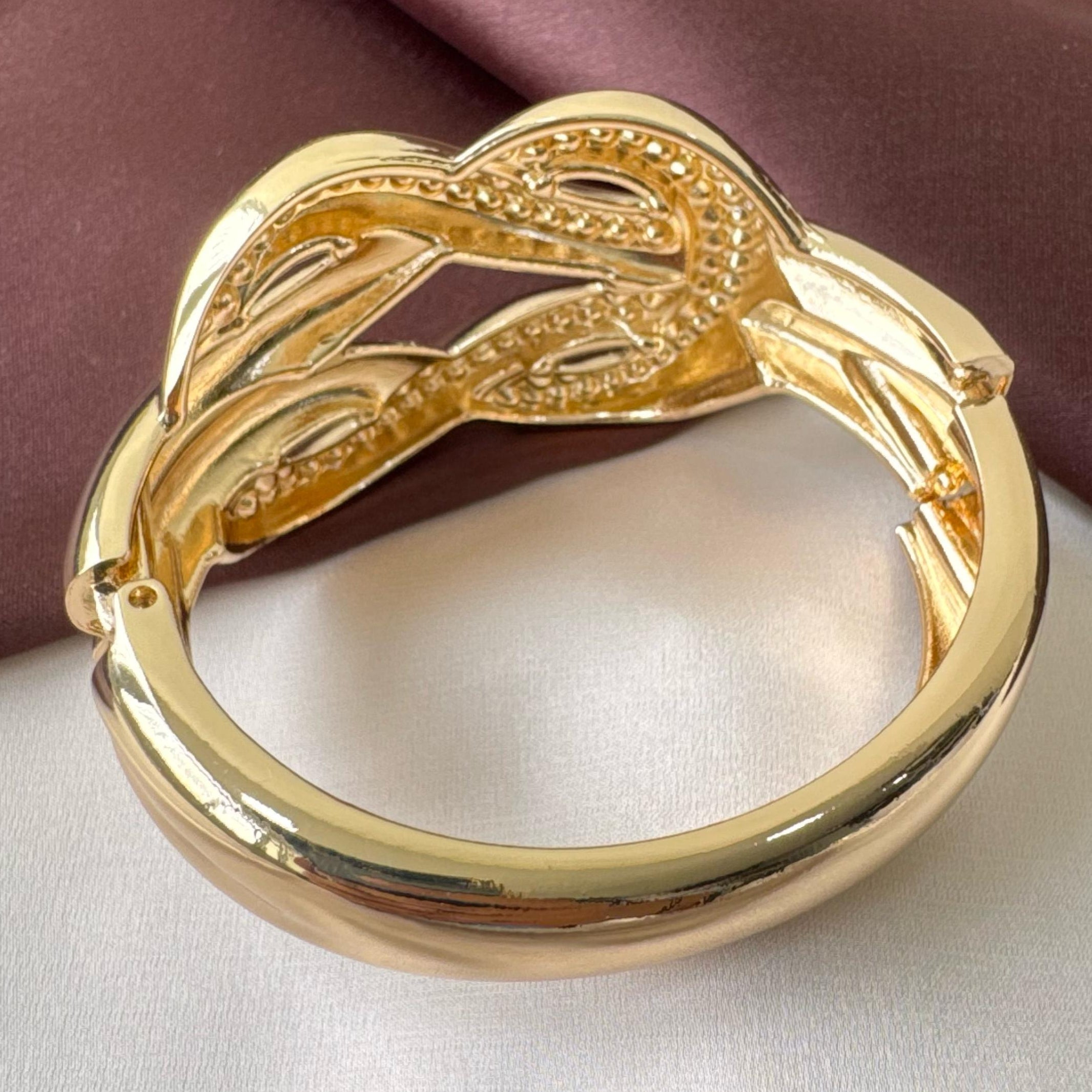 TFC Size 2.6 Bow Tie Gold Plated Bracelet Bangle