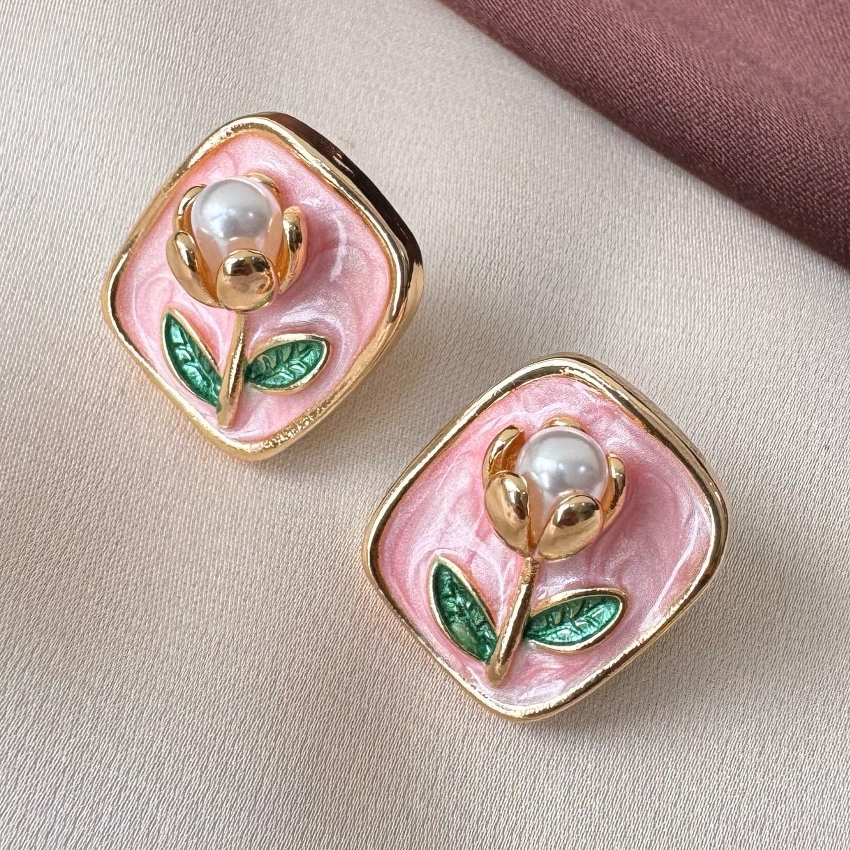 TFC Pearl Flower Garden Gold plated Stud Earrings