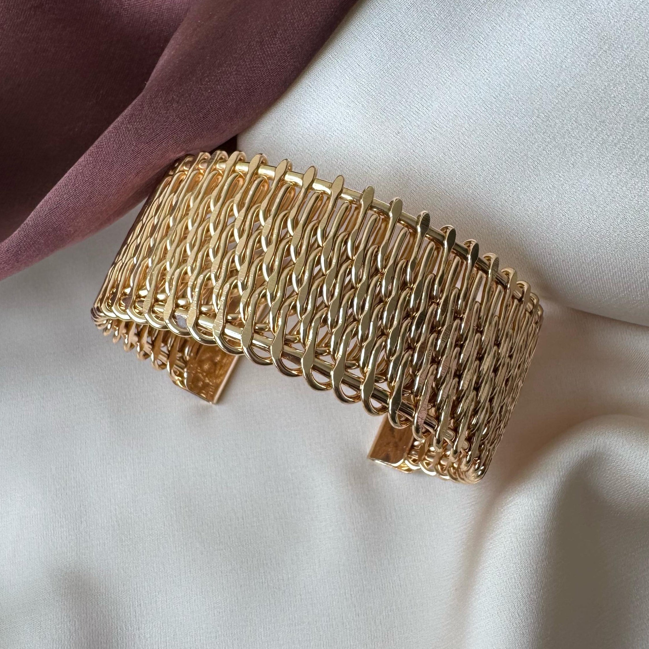 TFC Adjustable Wire Net Gold Plated Cuff Bracelet