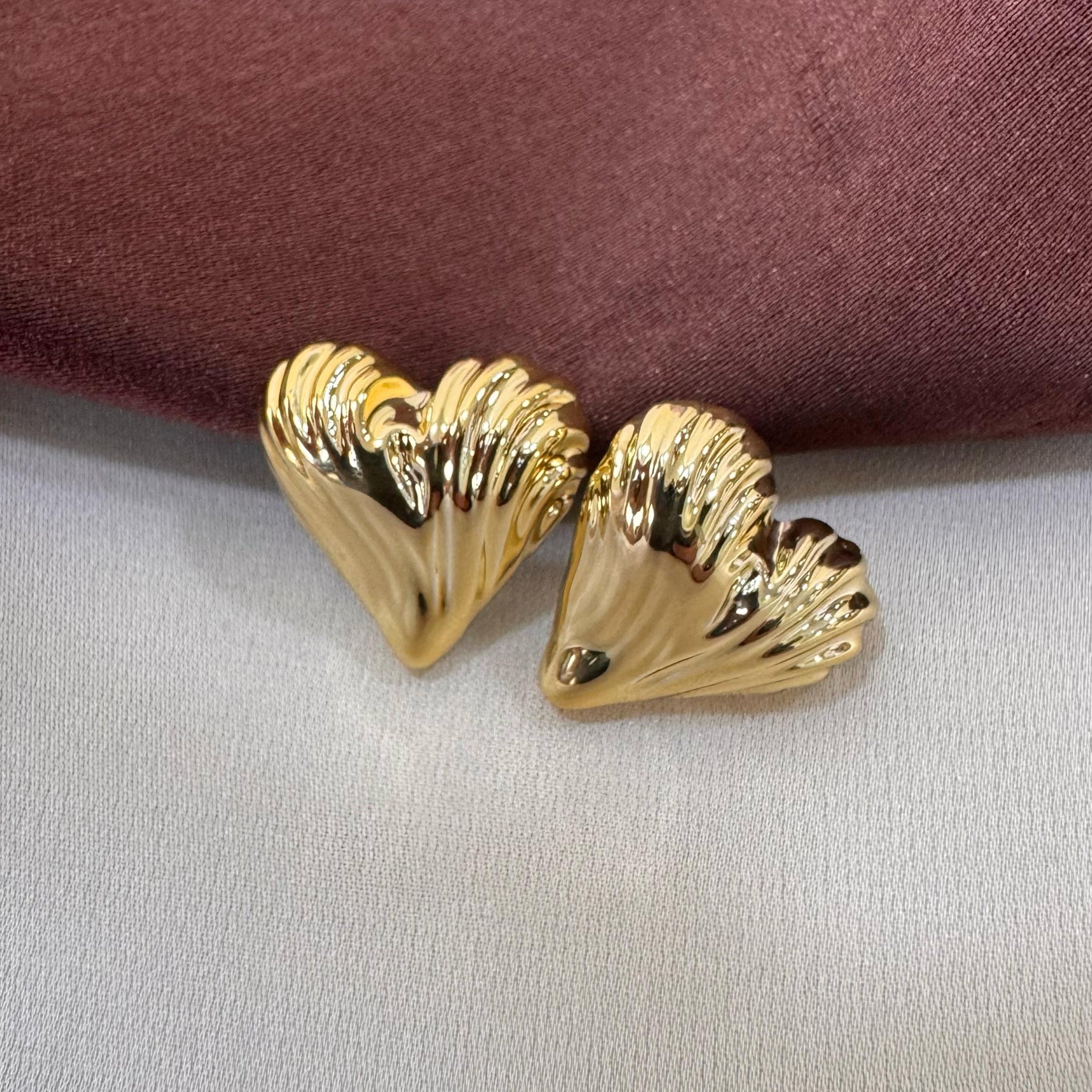 TFC Mini Line Heart Gold Plated Stud Earrings