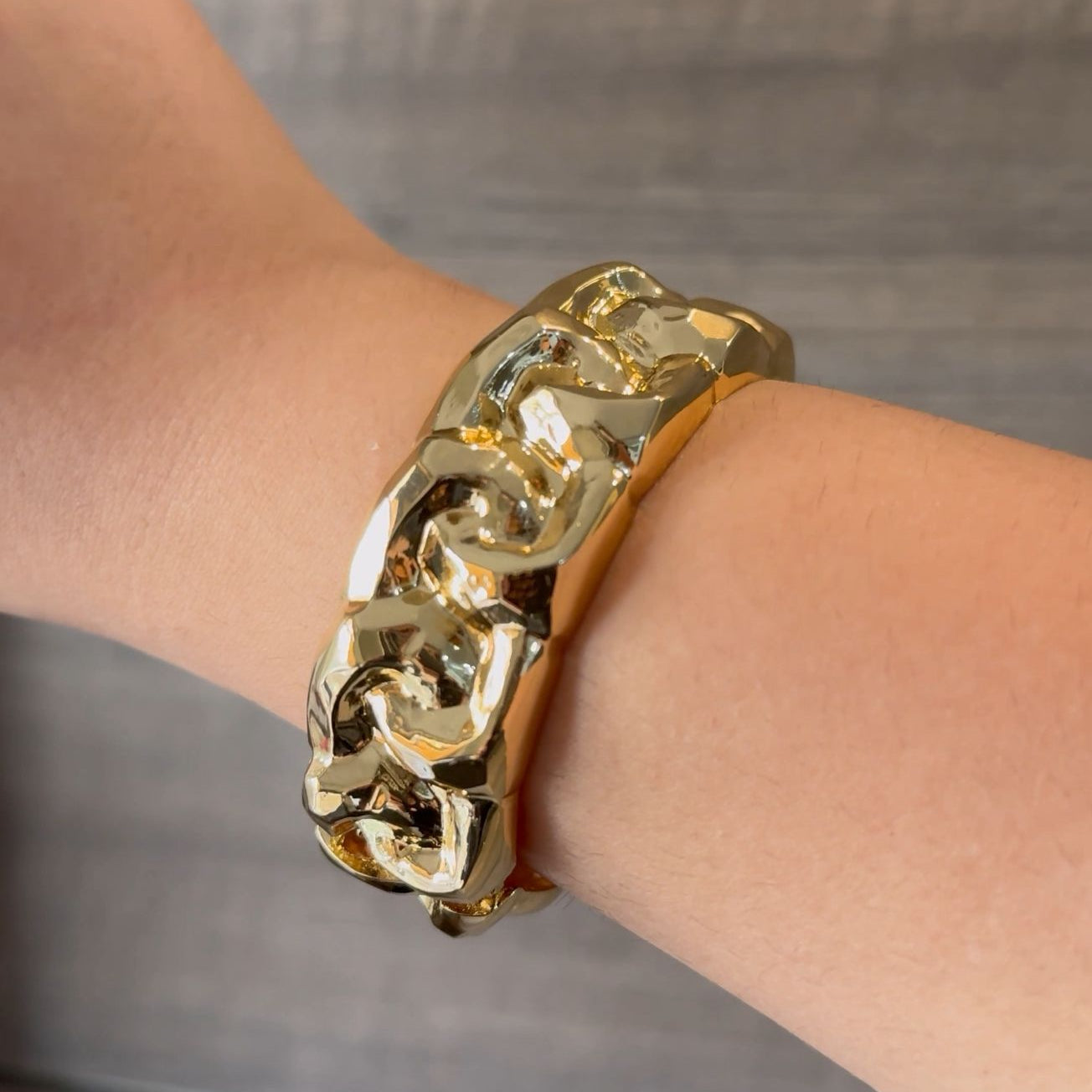 TFC Size 2.6 Lock Chain Gold Plated Bracelet Bangle