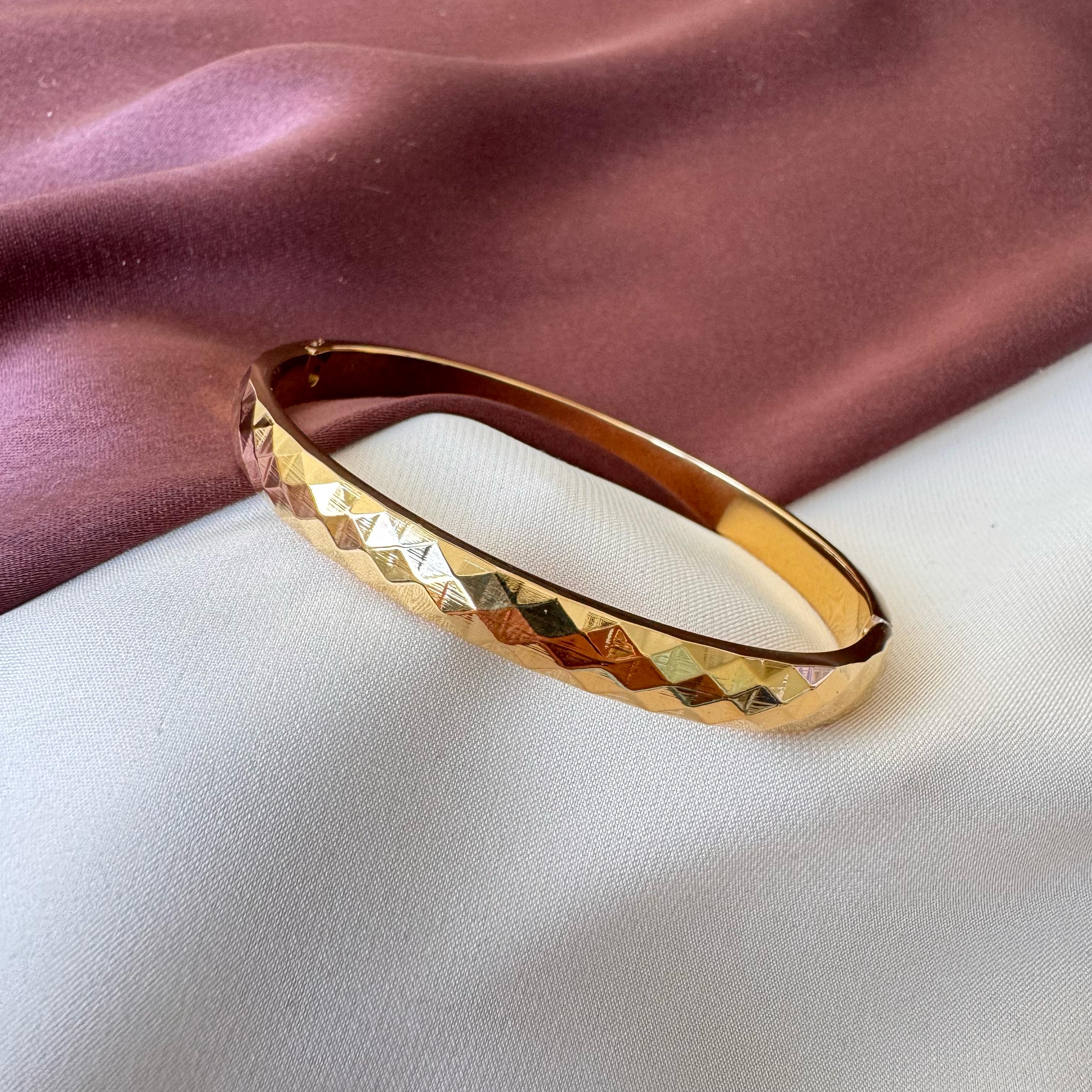 TFC Size 2.6 Kite Cut Gold Plated Bracelet Bangle