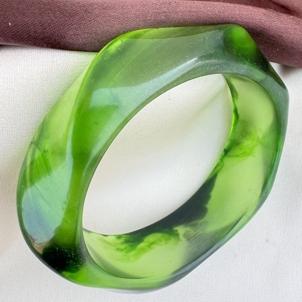 TFC Size 2.6 Swirl Green Resin Bangle