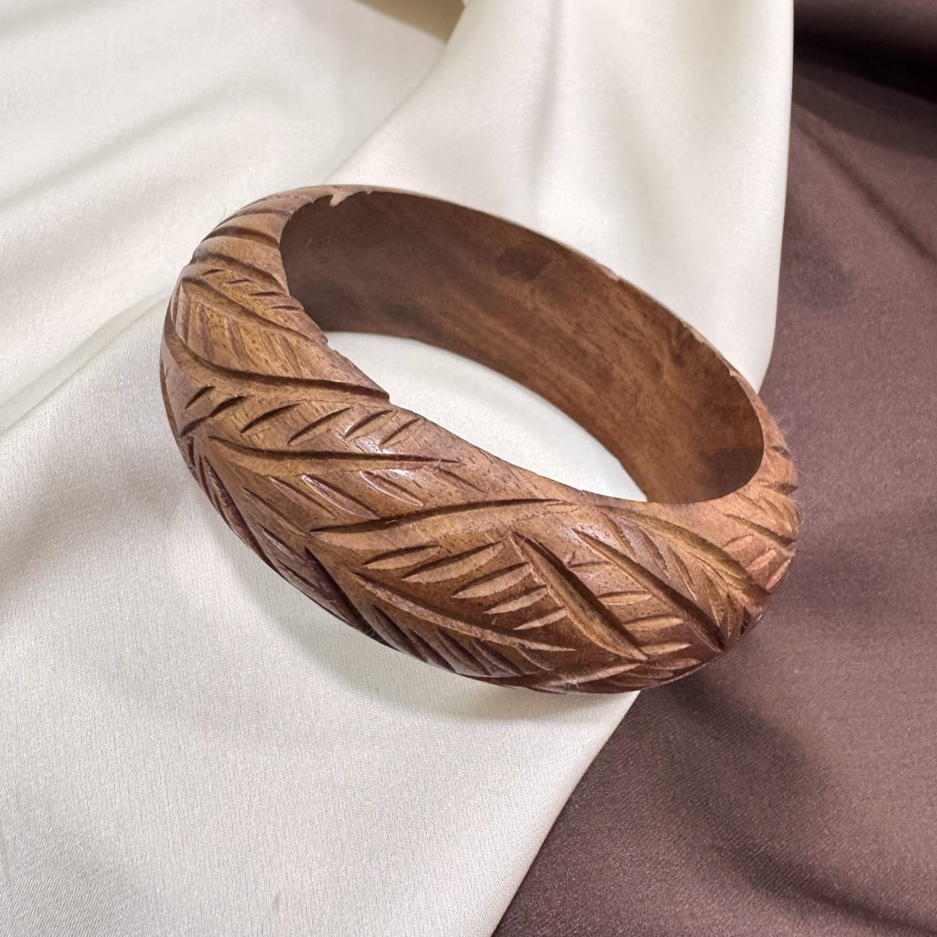 TFC Size 2.6 Leaf Design Wooden Bangle