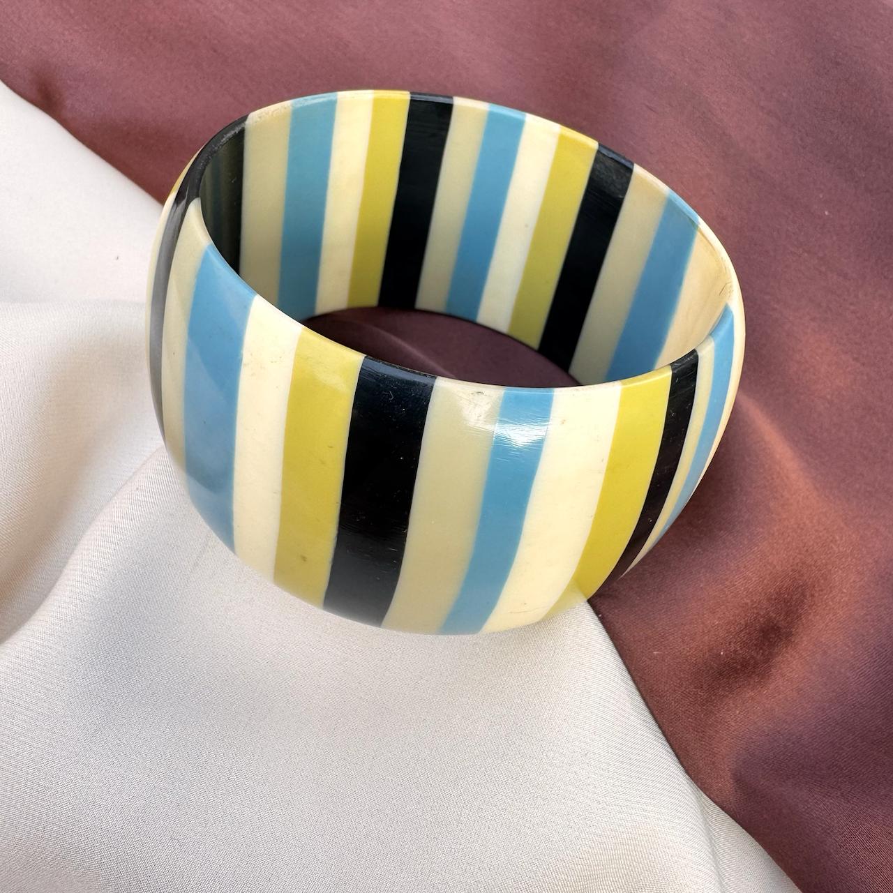 TFC Mix Line Up Wooden Bangle