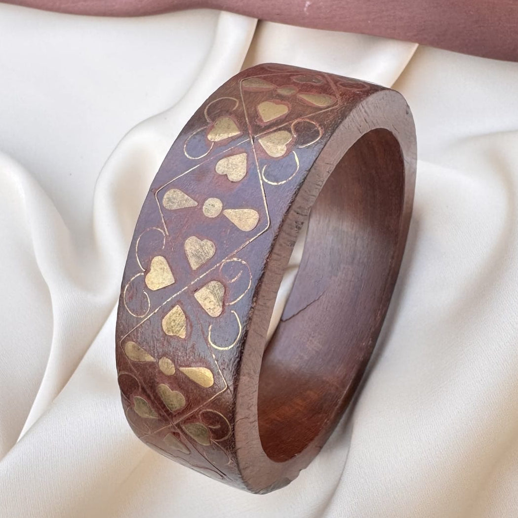 TFC Size 2.6 Golden Heart Wooden Bangle