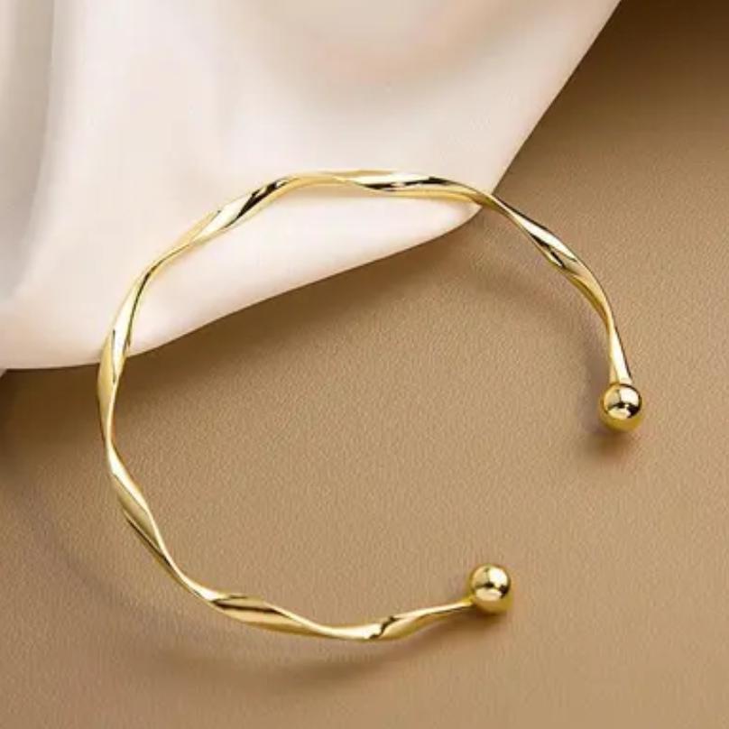 TFC Adjustable Molded Gold Plated Bracelet