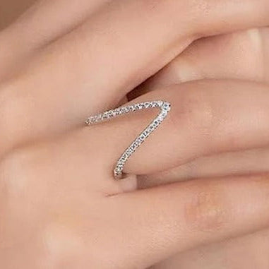 TFC Adjustable V-Stone Silver Plated Ring