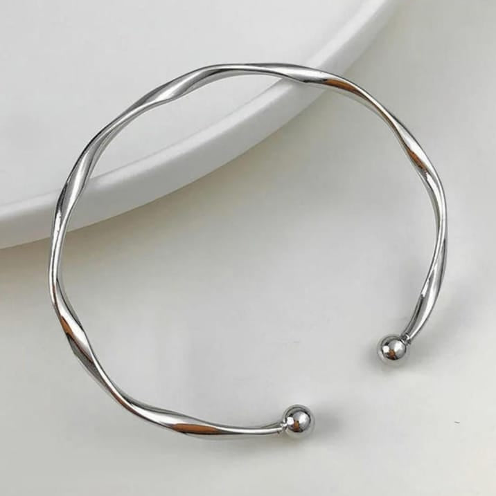 TFC Adjustable Molded Silver Plated Bracelet