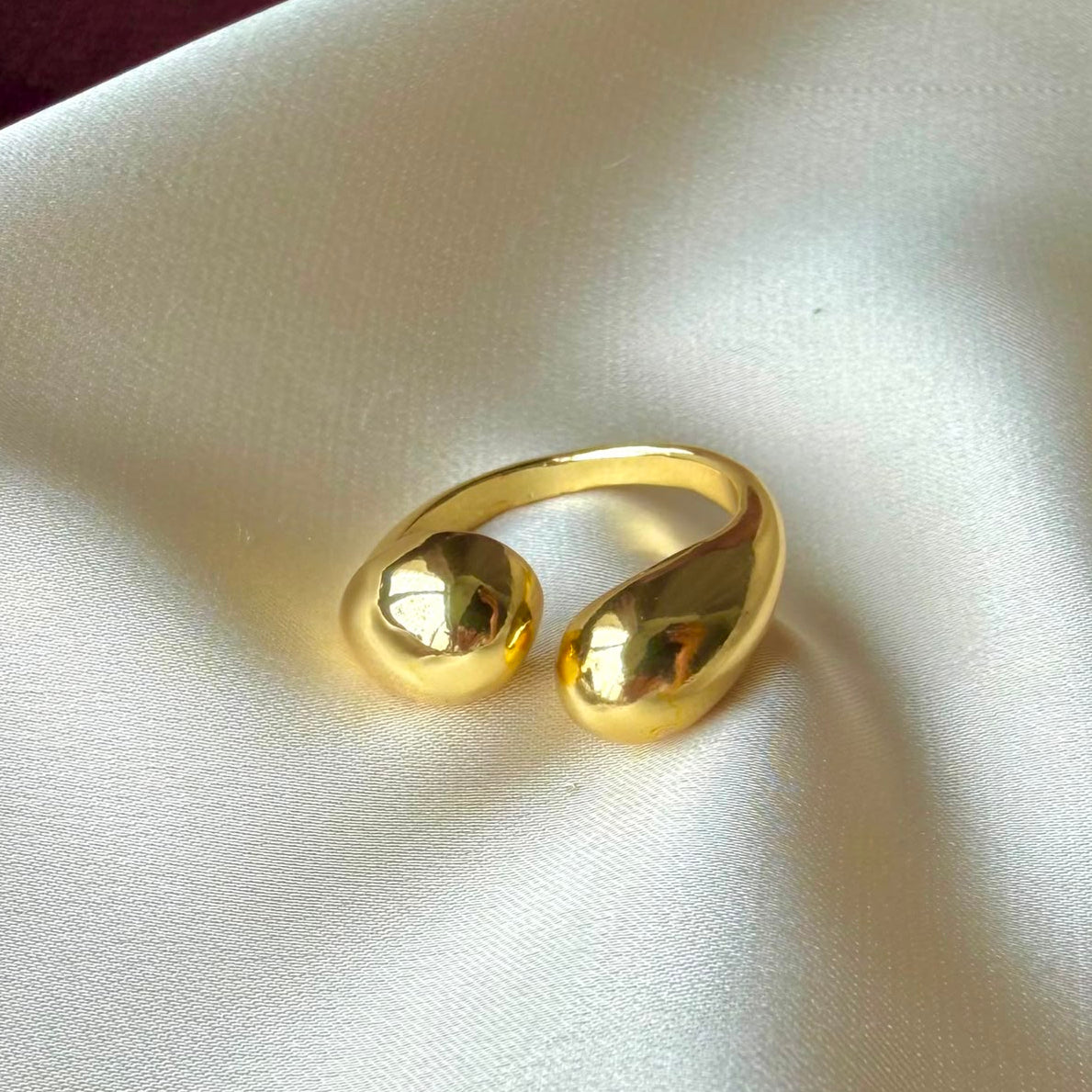 TFC Aurelia Bow Gold Plated Adjustable Ring