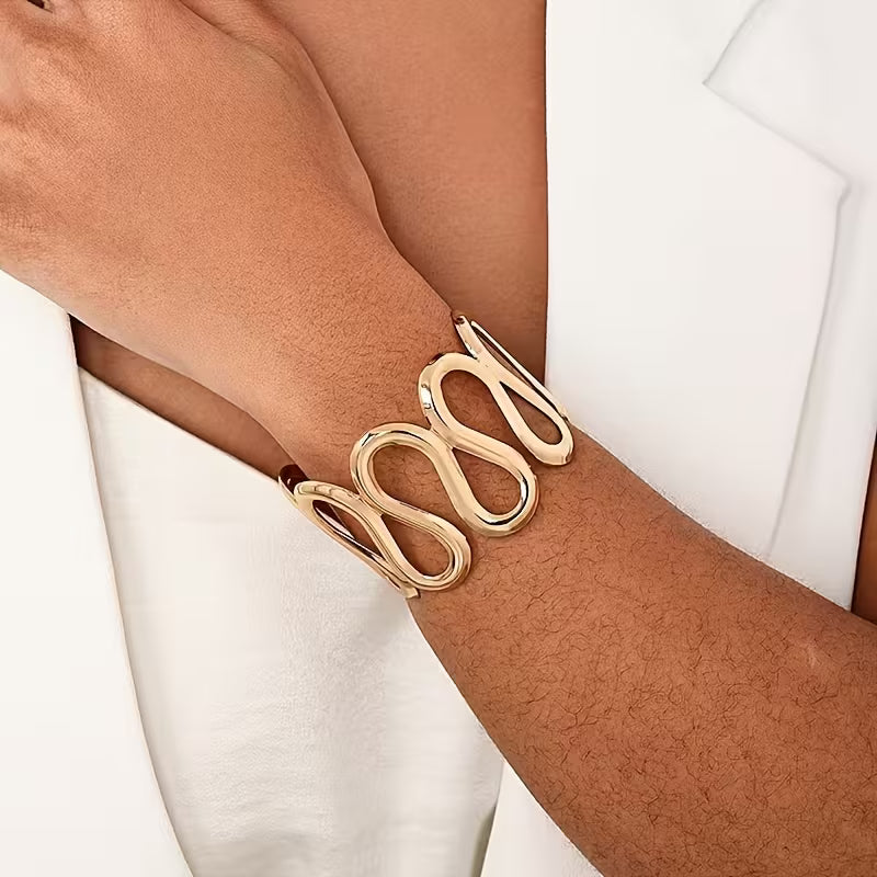 TFC Adjustable ZigZag Gold Plated Cuff Bracelet